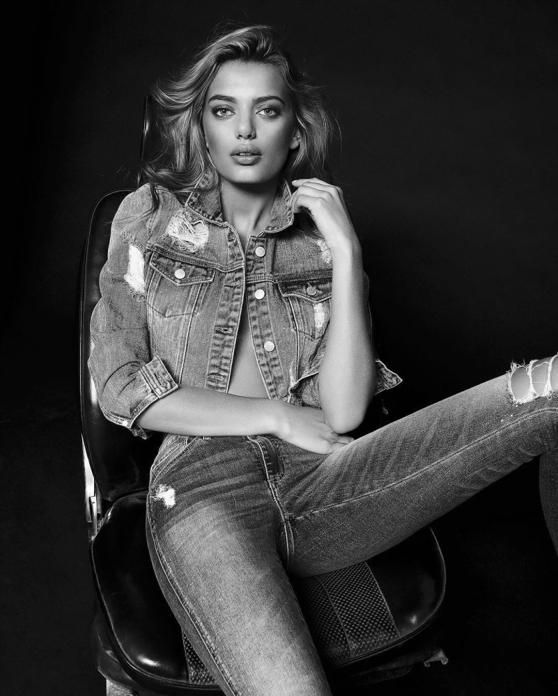 BREGJE HEINEN FOR BUFFALO SS 17. Uno Models Barcelona & Madrid