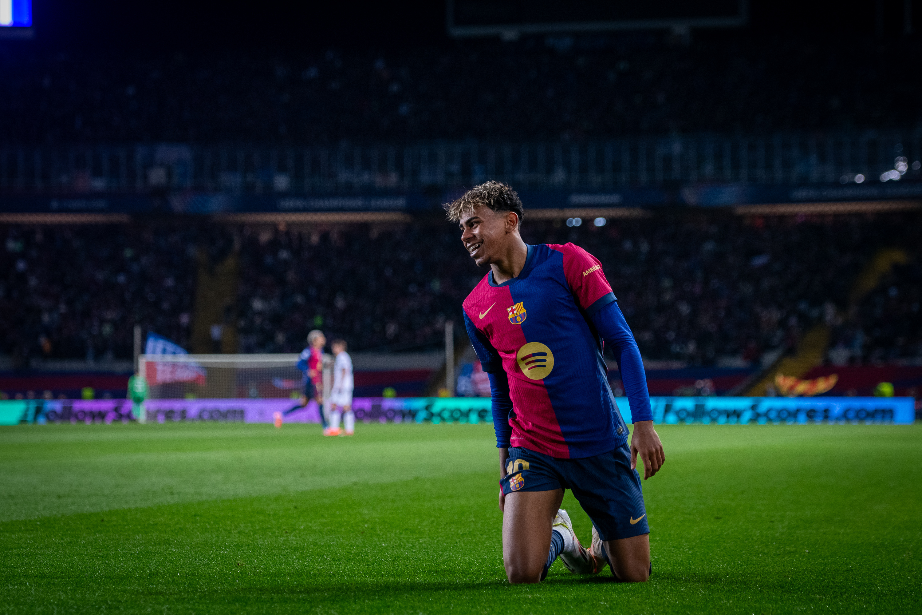 Lamine Yamal reaches double figures