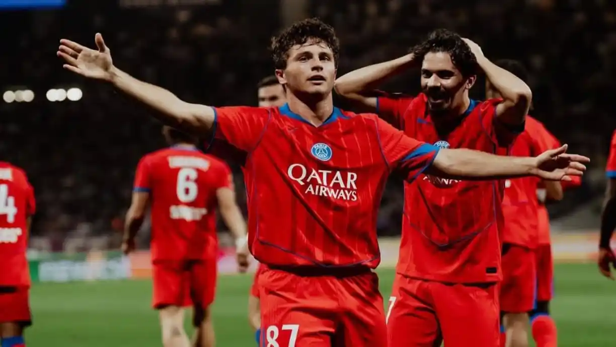 Em noite de estrelas no Toulouse, João Neves foi quem brilhou mais (Vídeo)