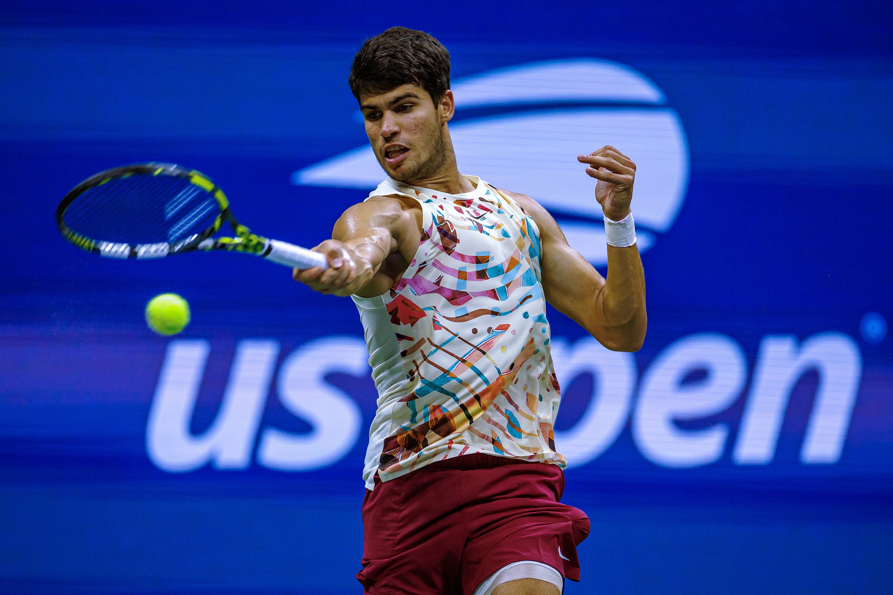 Carlos Alcaraz reaches fourth grand slam semifinal with comfortable US Open victory against Alexander Zverev