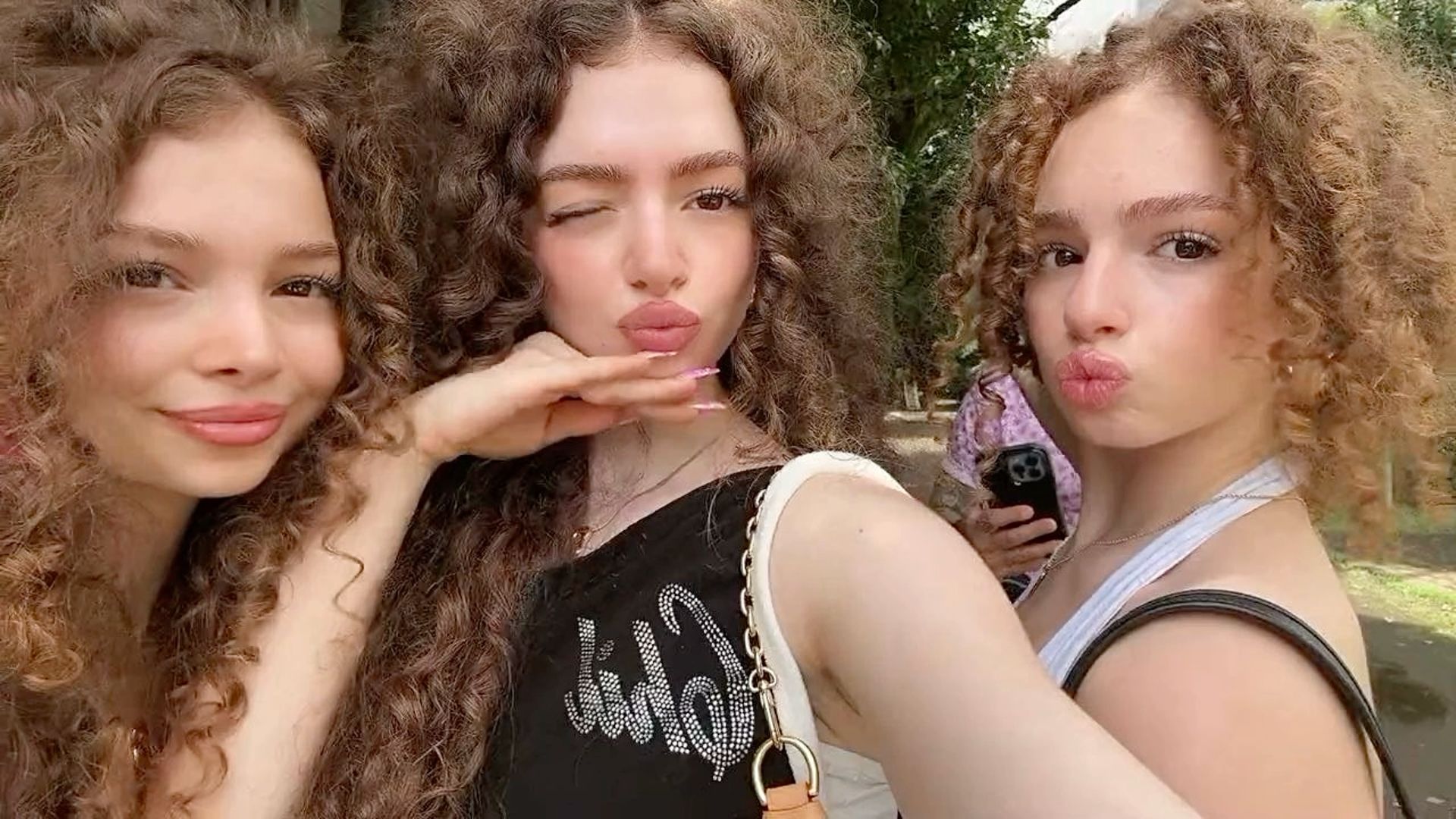 Kalogeras sisters ideas. sisters, famous sisters, sister photo