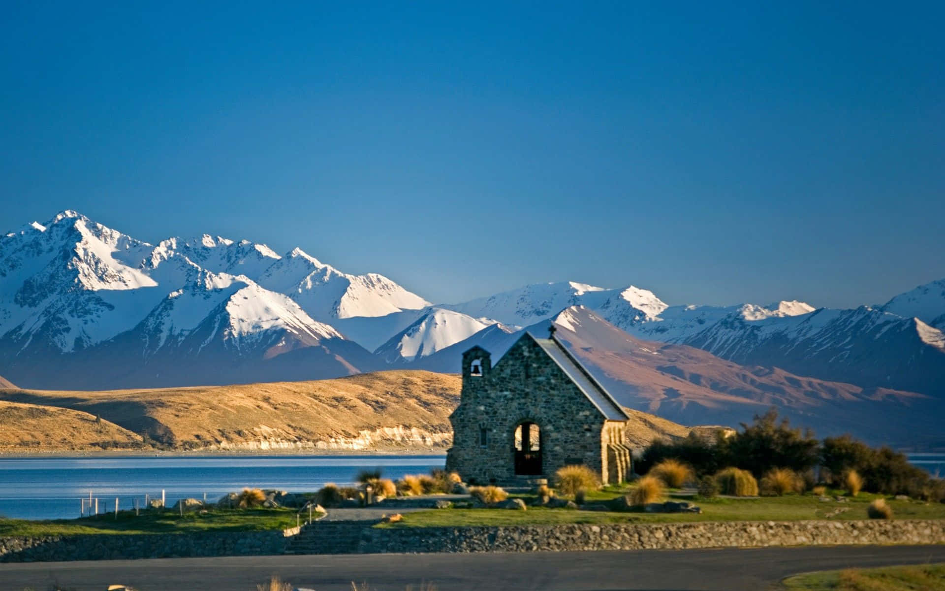 Download Beautiful natural landscape of New Zealand