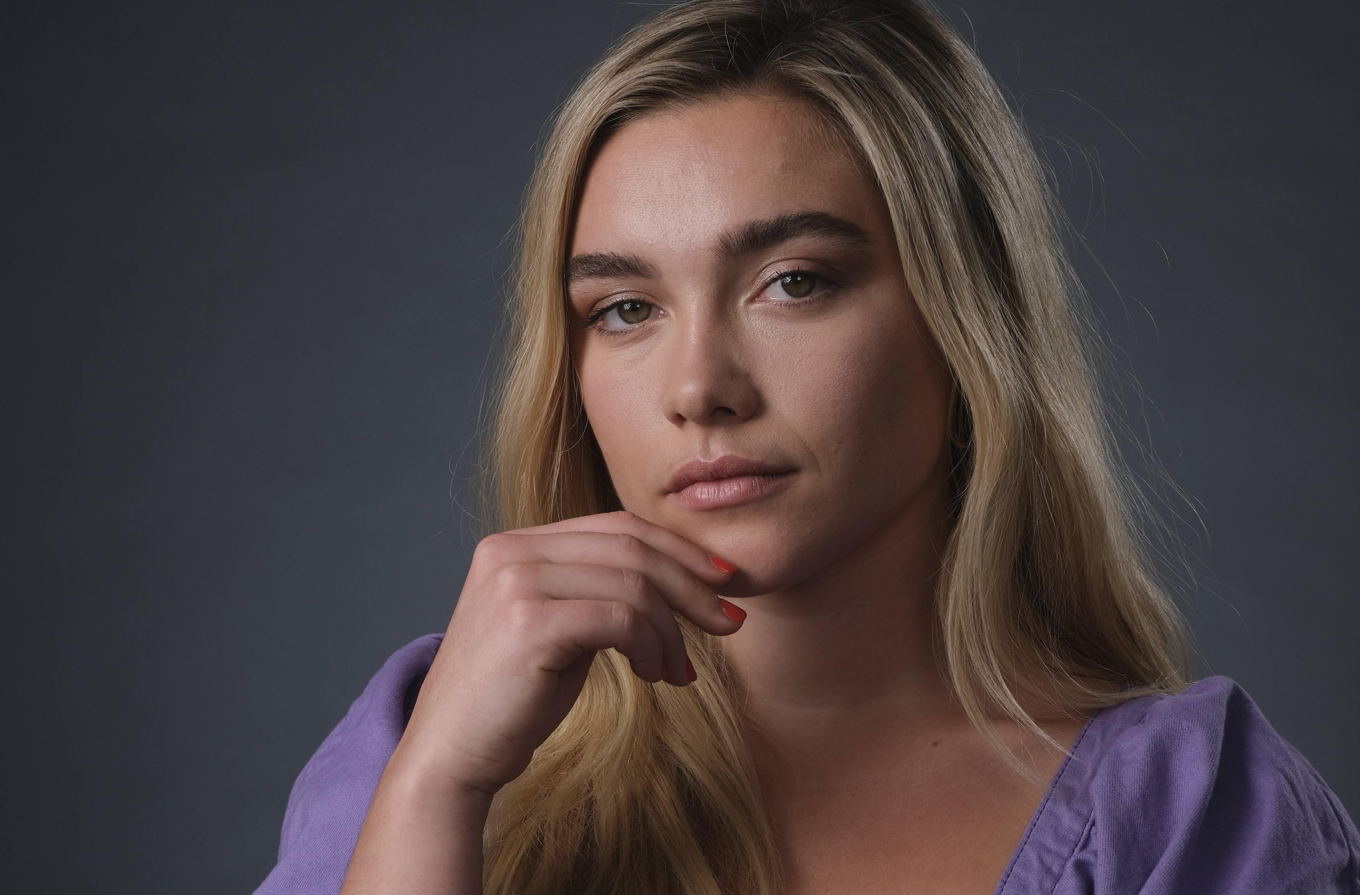 Florence Pugh 4K Wallpaper