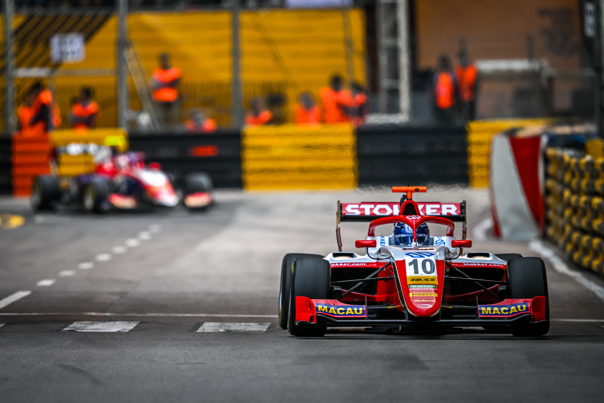 Aron causes red flags then goes fastest in FP2 at Macau GP