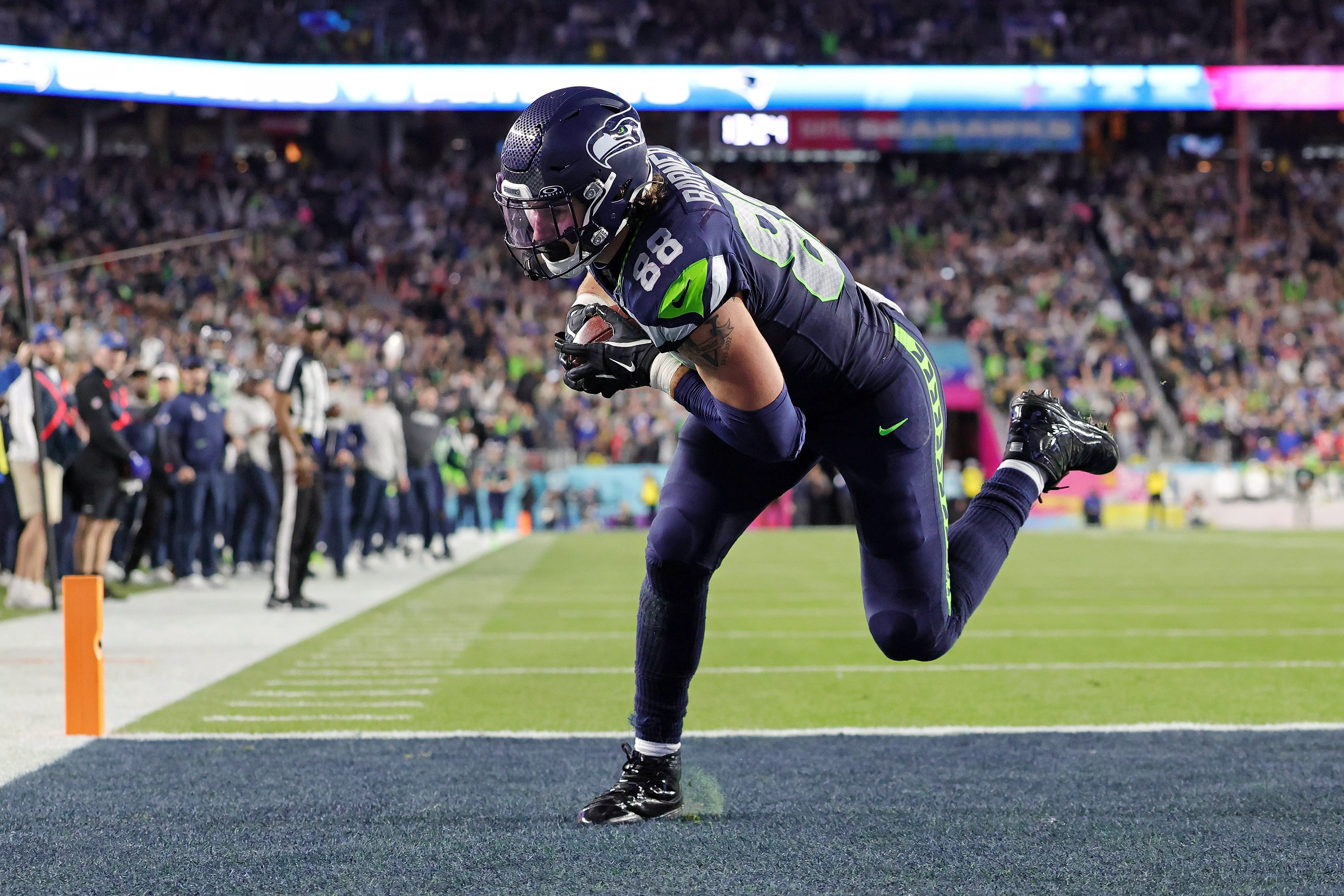 Seattle Seahawks dominate the New England Patriots in commanding Super Bowl win