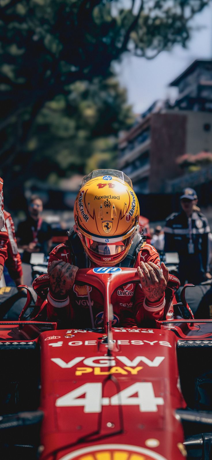 Lewis Hamilton iPhone Wallpaper