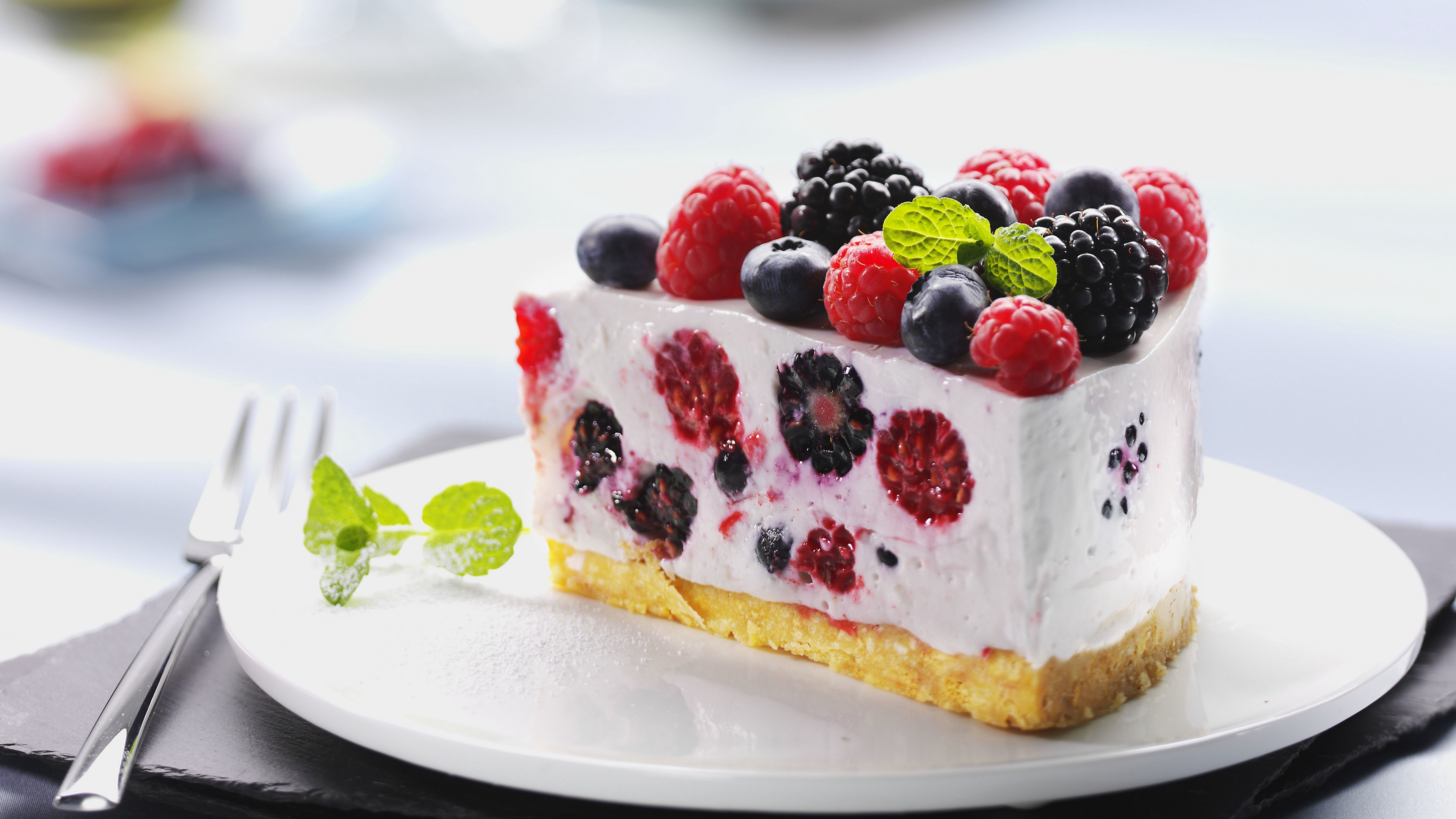 Dessert Cake Raspberries Sweet Fruit Blueberry Black Currant 4K HD Wallpaper