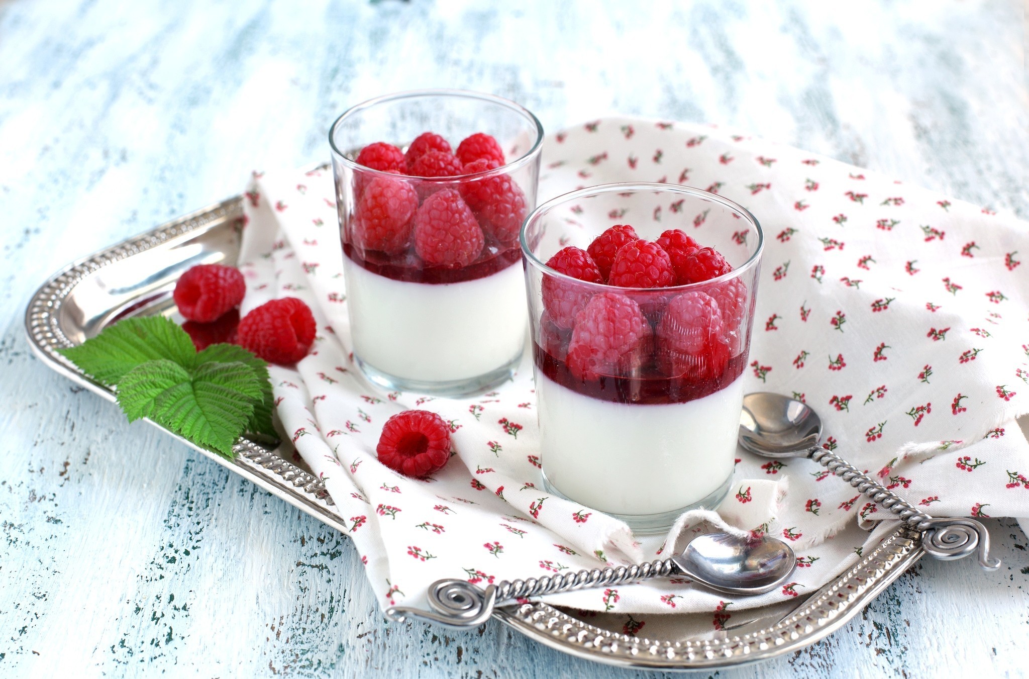 Delicious Raspberry Dessert