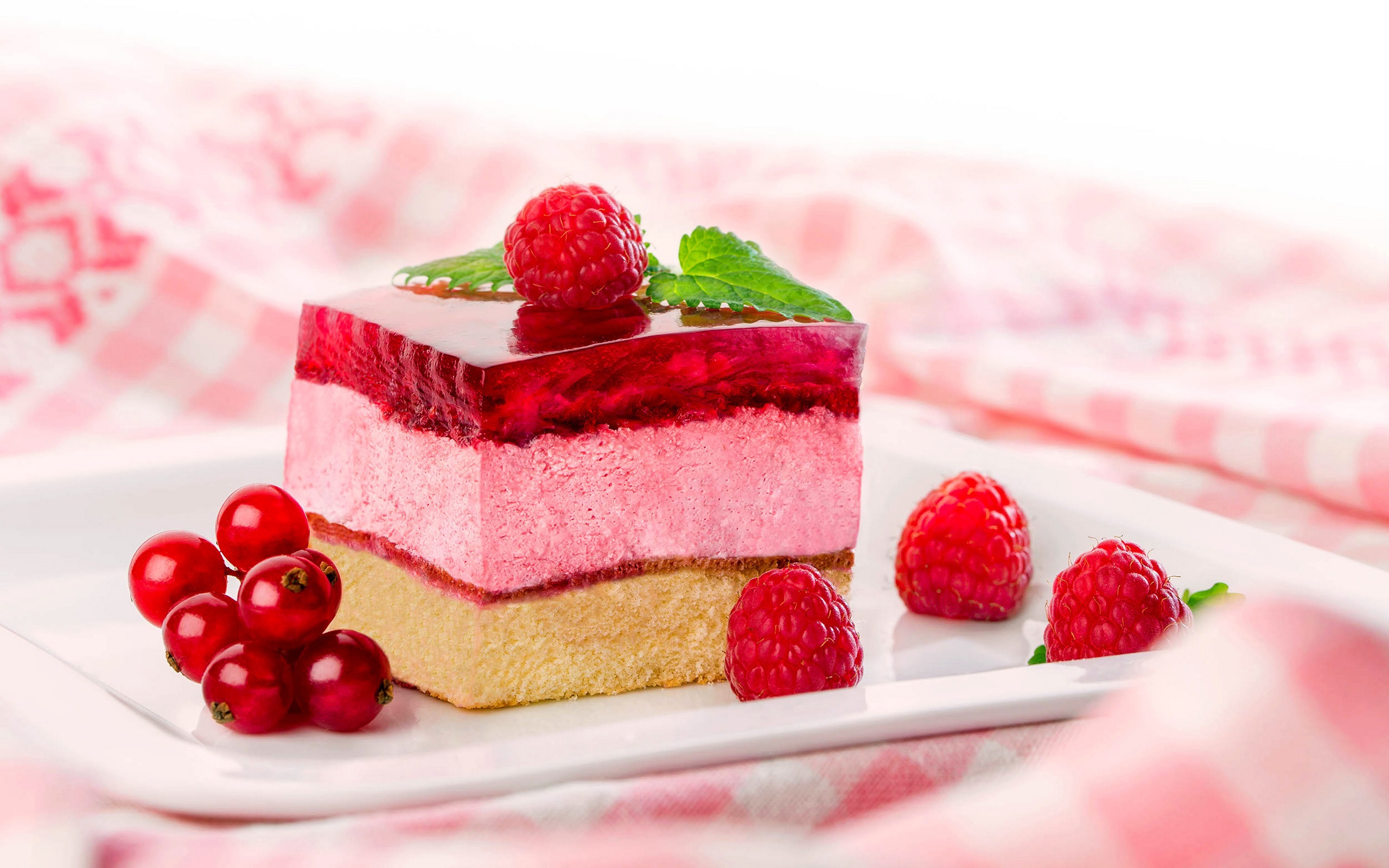 Wallpaper Dessert, cake, berries 2560x1600 Picture, Image