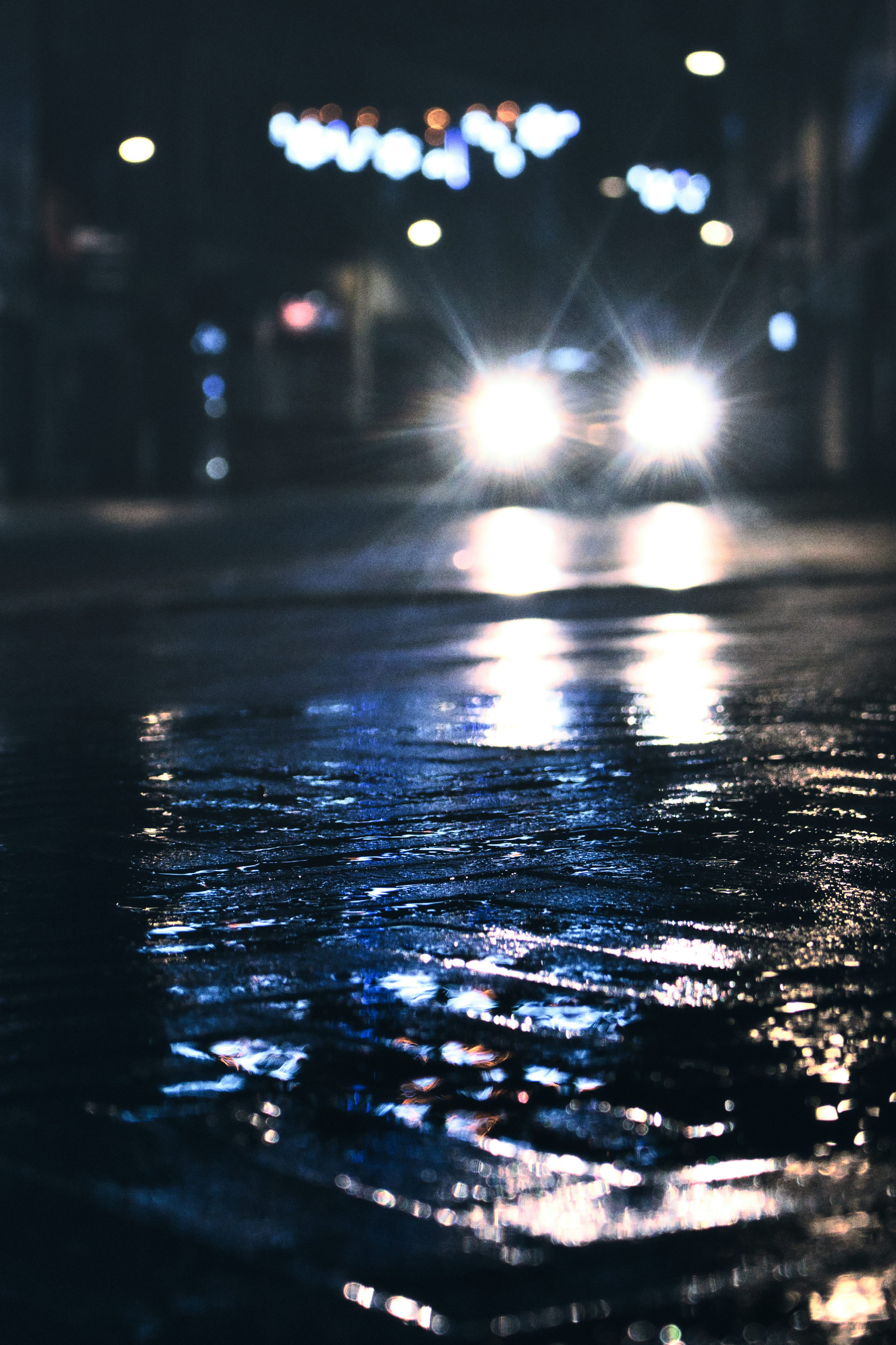 Raining Night Picture. Download Free Image