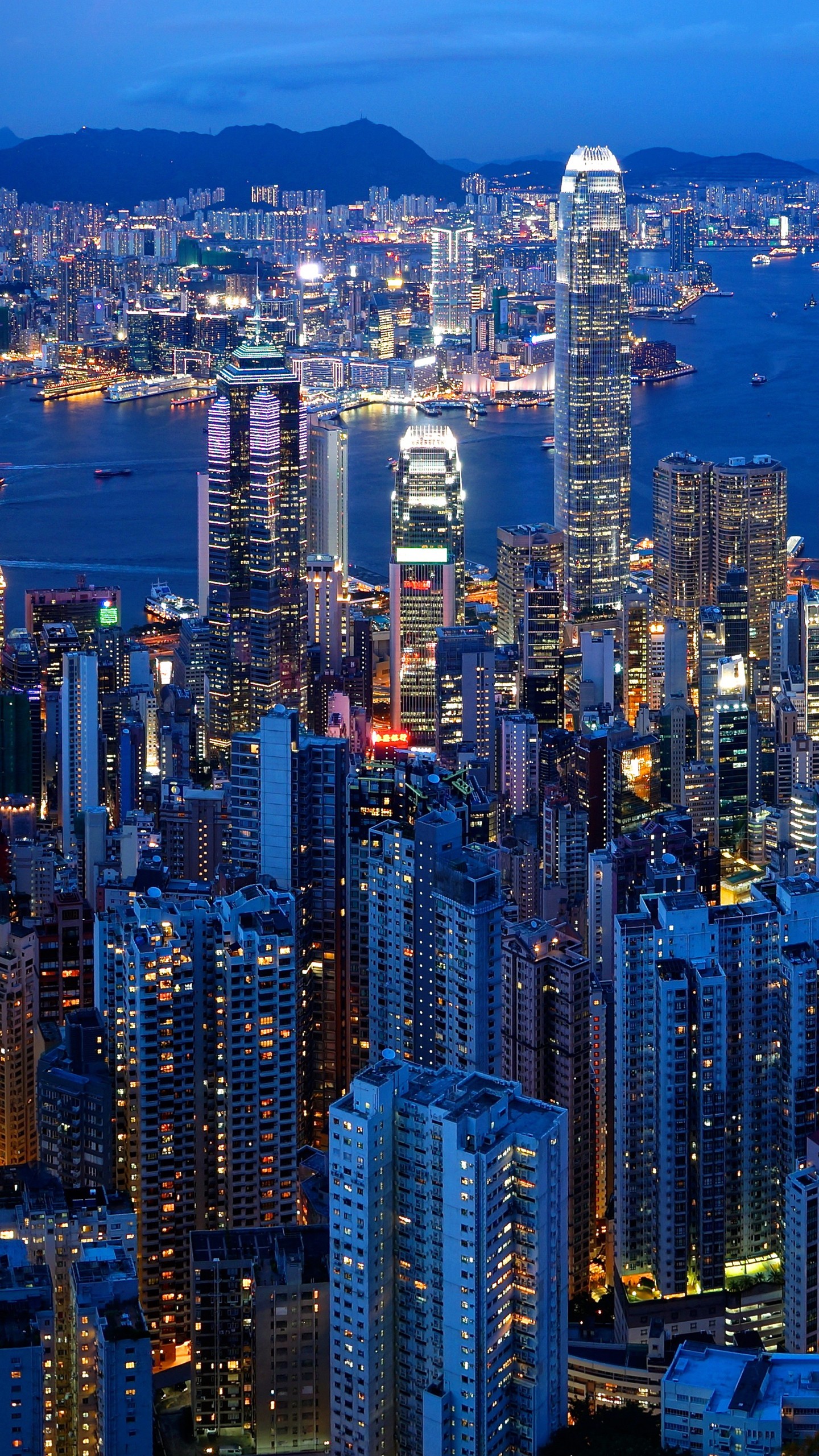 Victoria City Hong Kong City Buildings Night View 4K 5K HD Travel Wallpaper