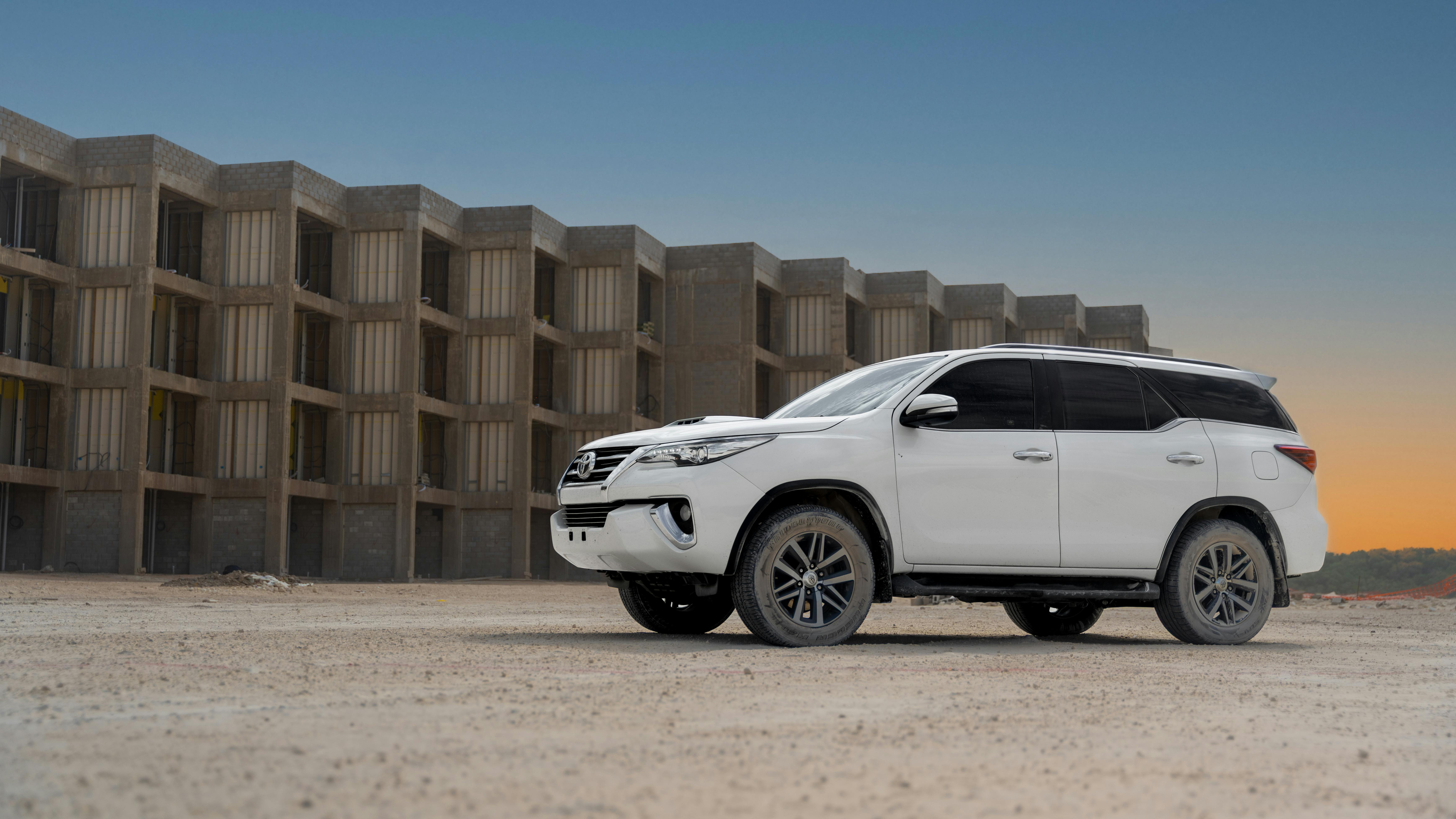 Toyota Fortuner Photo, Download The BEST Free Toyota Fortuner & HD Image