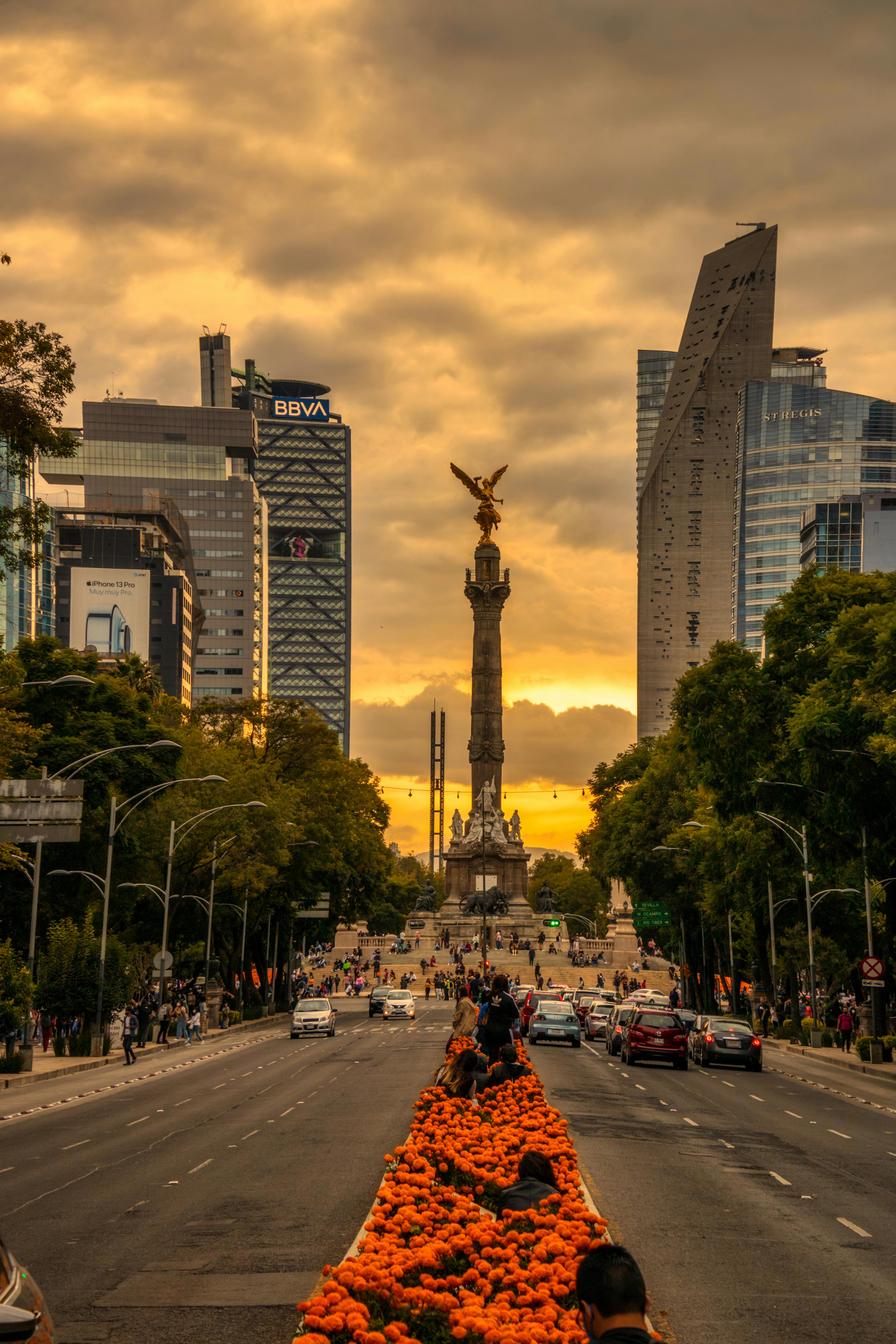 View of the Angel of Independence and Skyscrapers in Mexico City, Mexico · Free