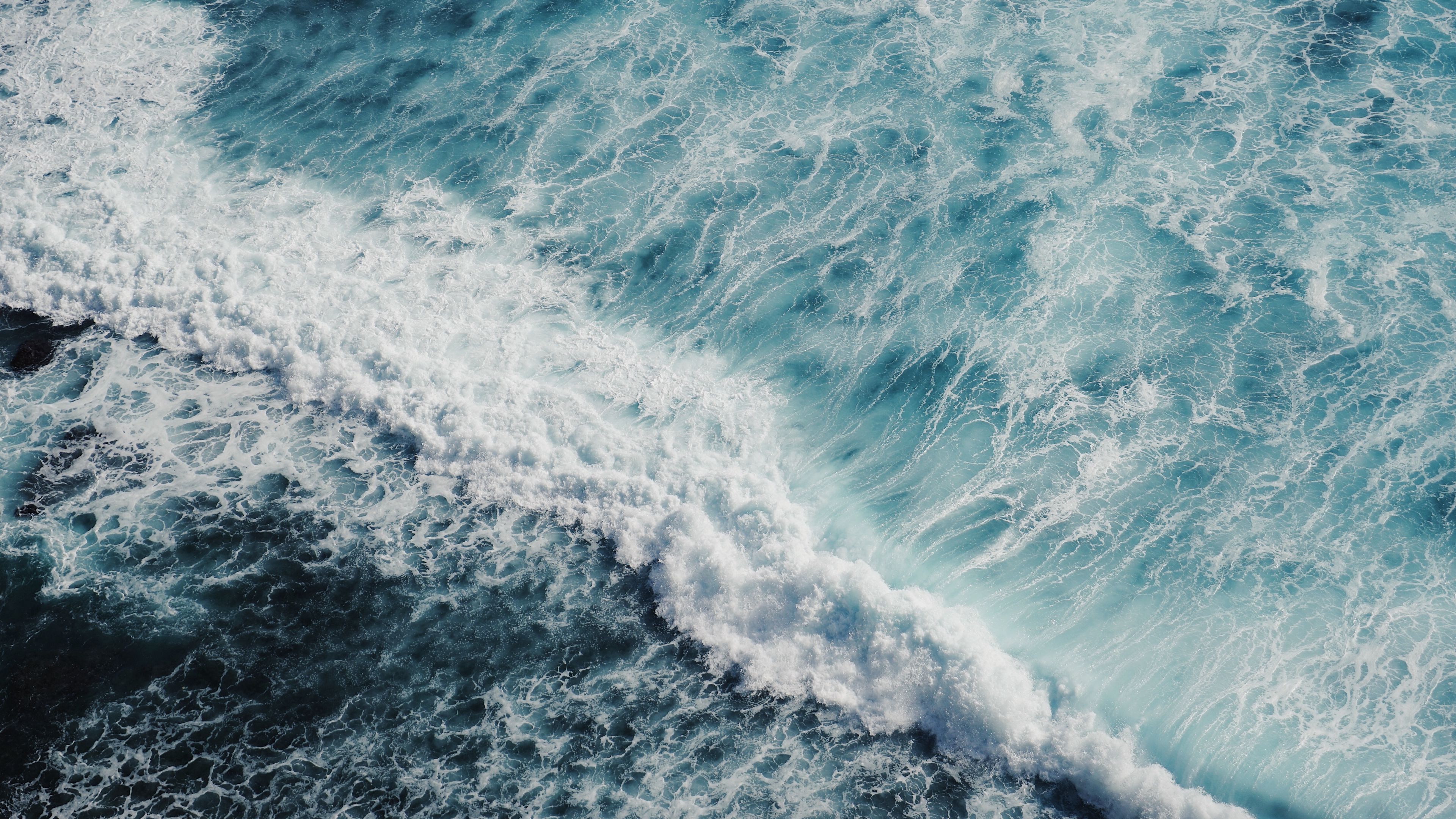 Download wallpaper 3840x2160 ocean, surf, foam, sea, water 4k uhd 16:9 HD background
