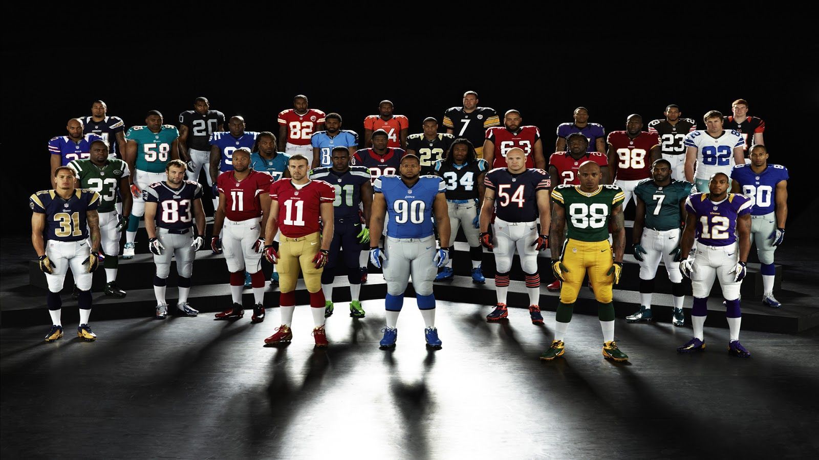 Football Players Wallpaper, HD Background on WallpaperBat