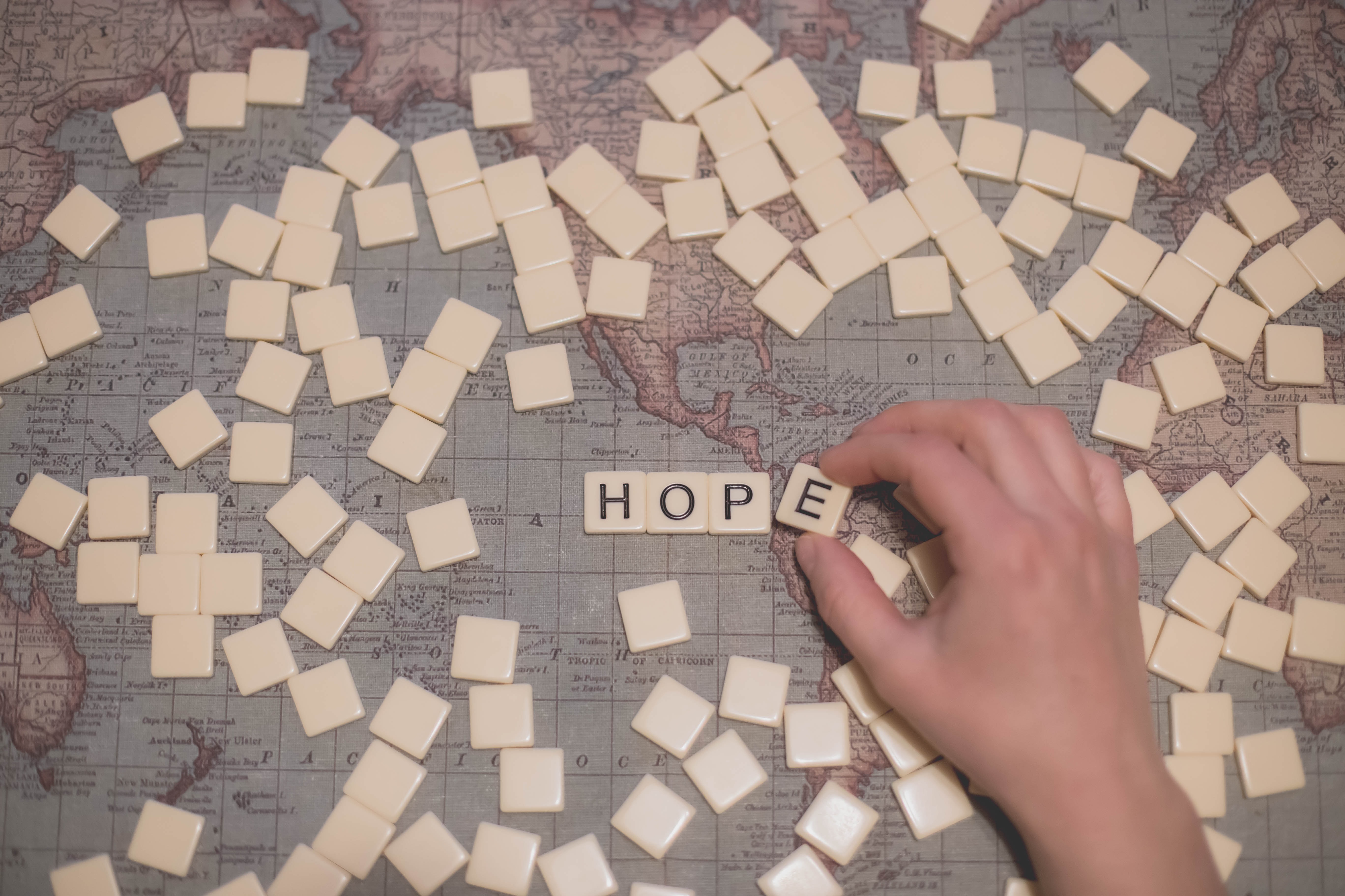Desktop wallpaper: Hope, Words, Hand, Map 4K free download for PC. 76447