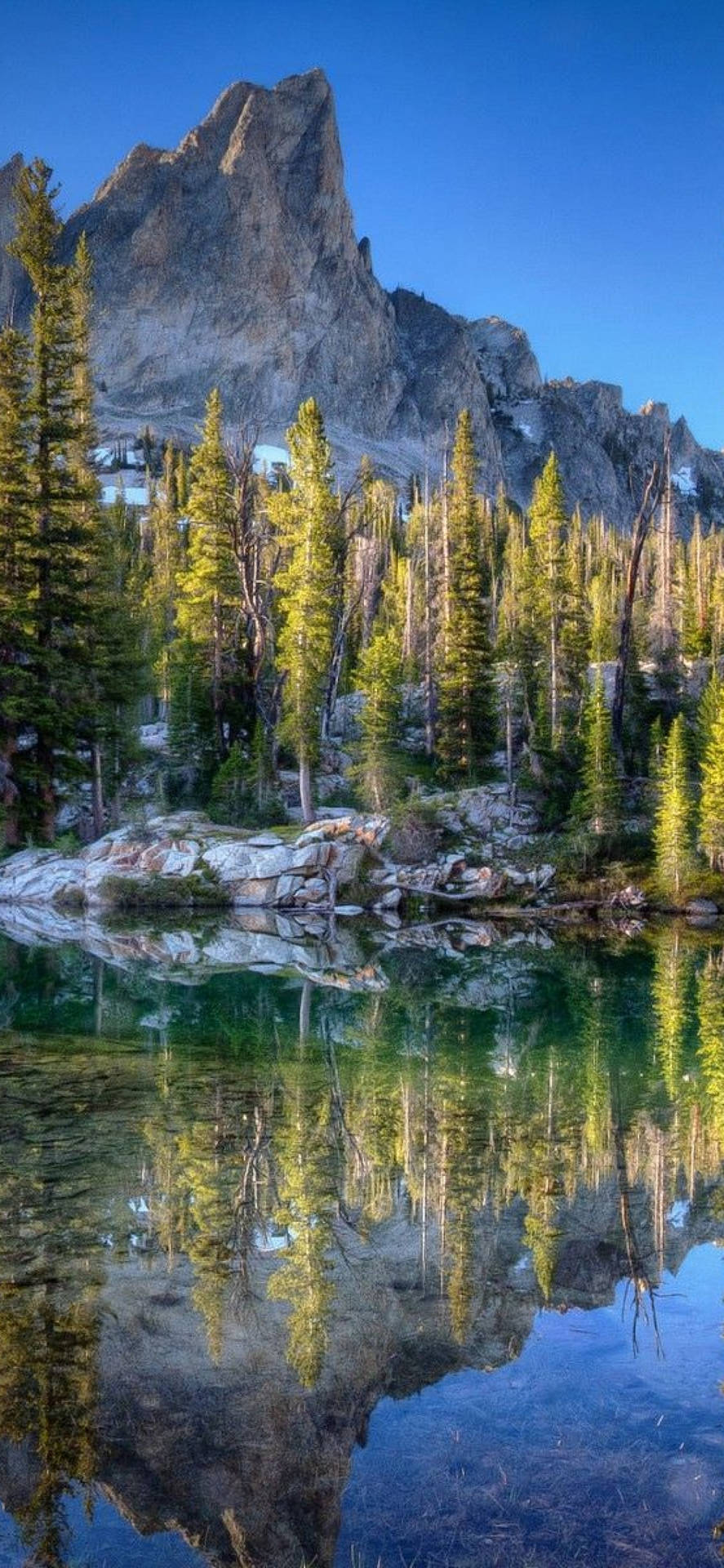 Rocky Mountain Wallpaper