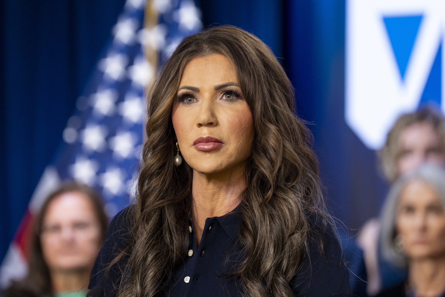 Homeland Security Secretary Kristi Noem's bag was stolen, with $3,000 in cash, at a D.C. restaurant