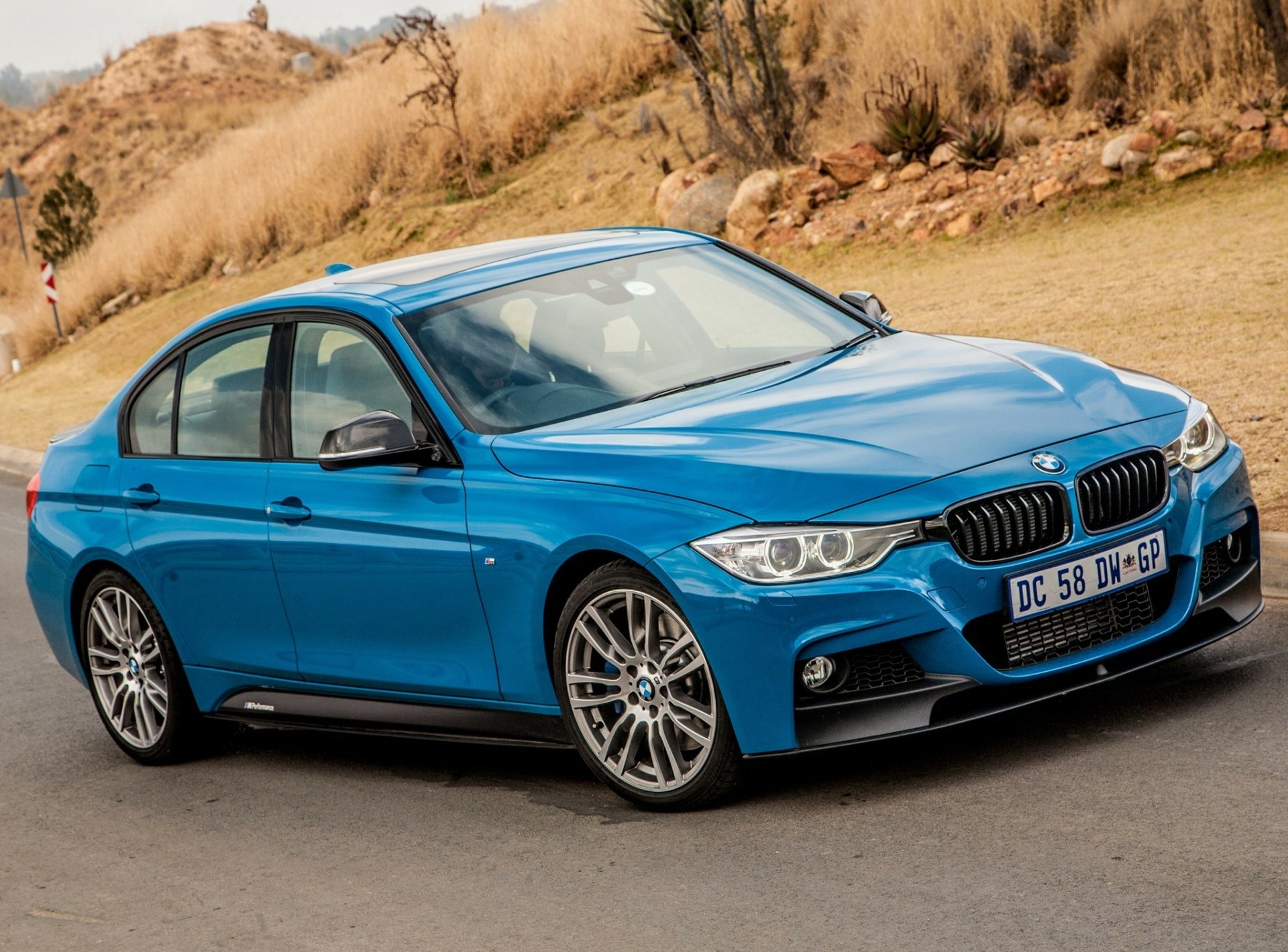 Download Blue Bmw 335 BMW Vehicle Bmw 335i F30 HD Wallpaper