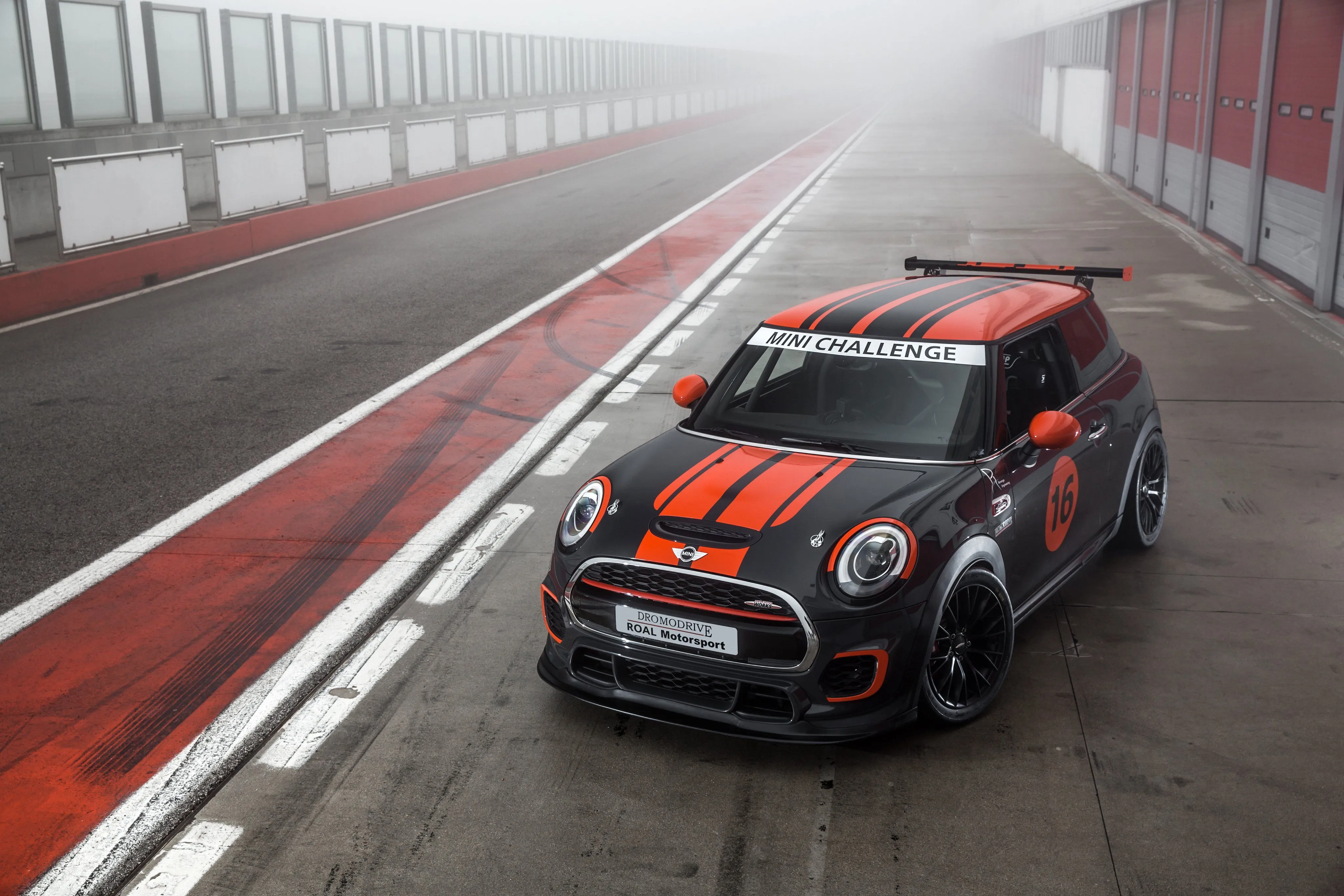 Download Mini Cooper Vehicle Min Cooper 4k Ultra HD Wallpaper