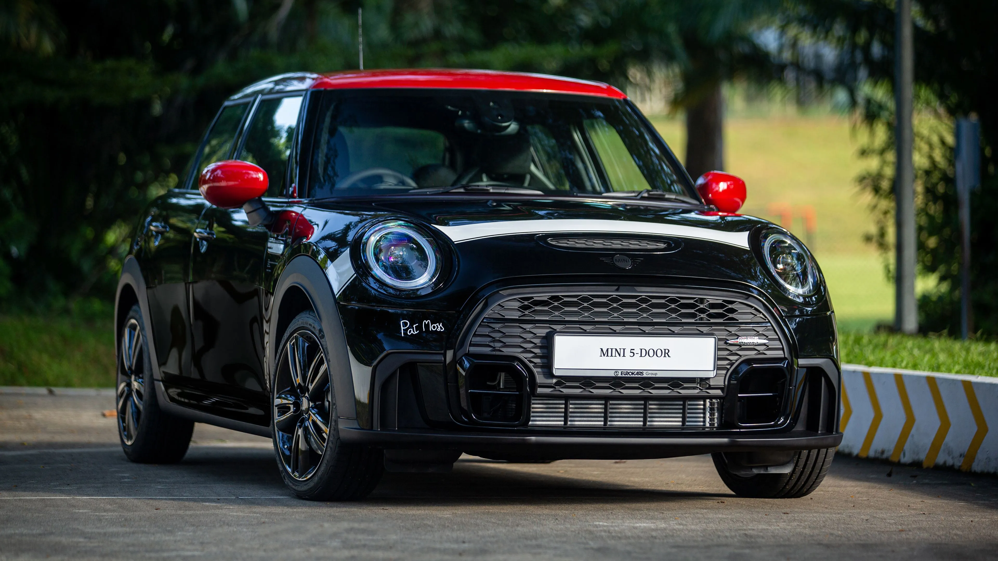 MINI Cooper S 5 Door Pat Moss Edition 2022 4K Wallpaper Car Wallpaper