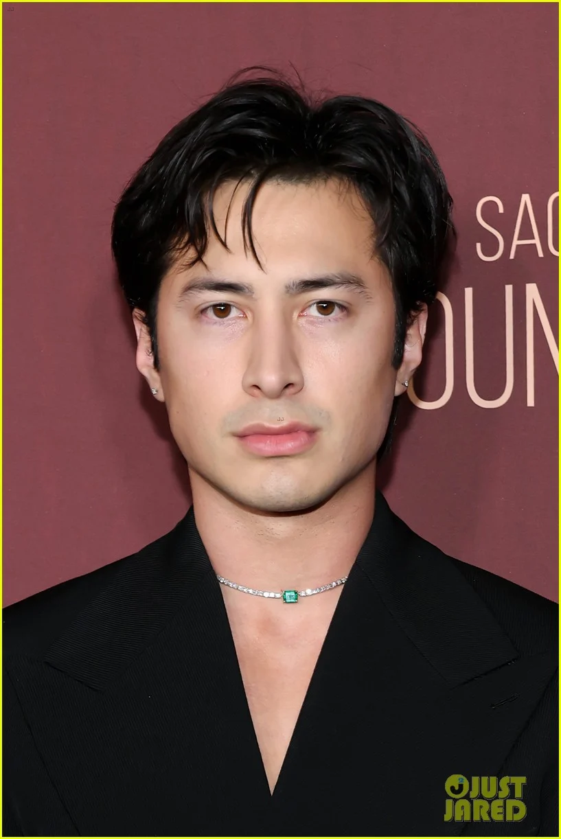 Heated Rivalry's Hudson Williams Reacts to Alleged Girlfriend Report & Negative Acting Review: Photo 5257107. Connor Storrie, Deuxmoi, Heated Rivalry, Hudson Williams Photo. Just Jared: Entertainment News