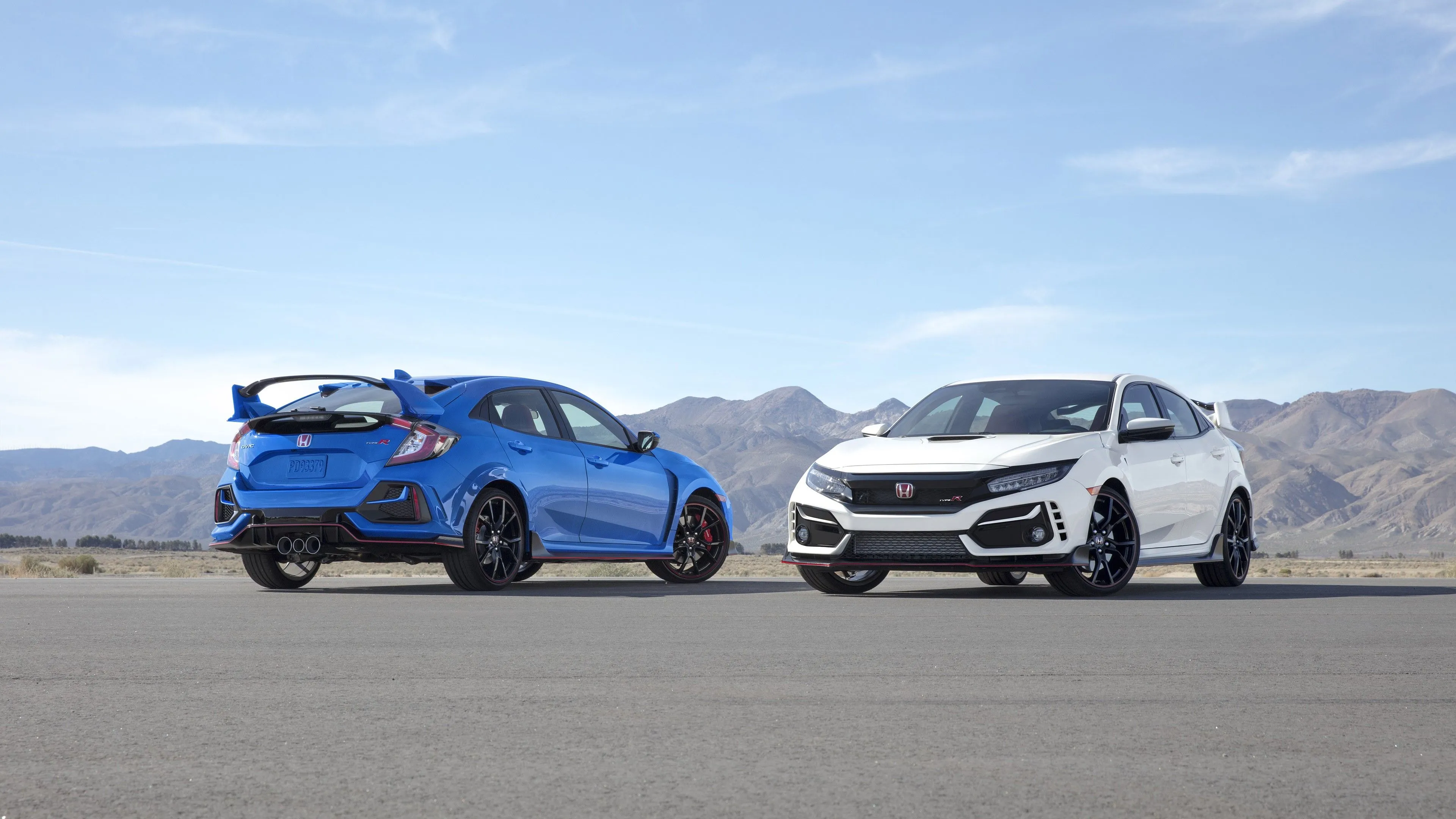 4K, white cars, blue cars, Honda, honda civic type r, Honda Civic, vehicle, car, HD Wallpaper