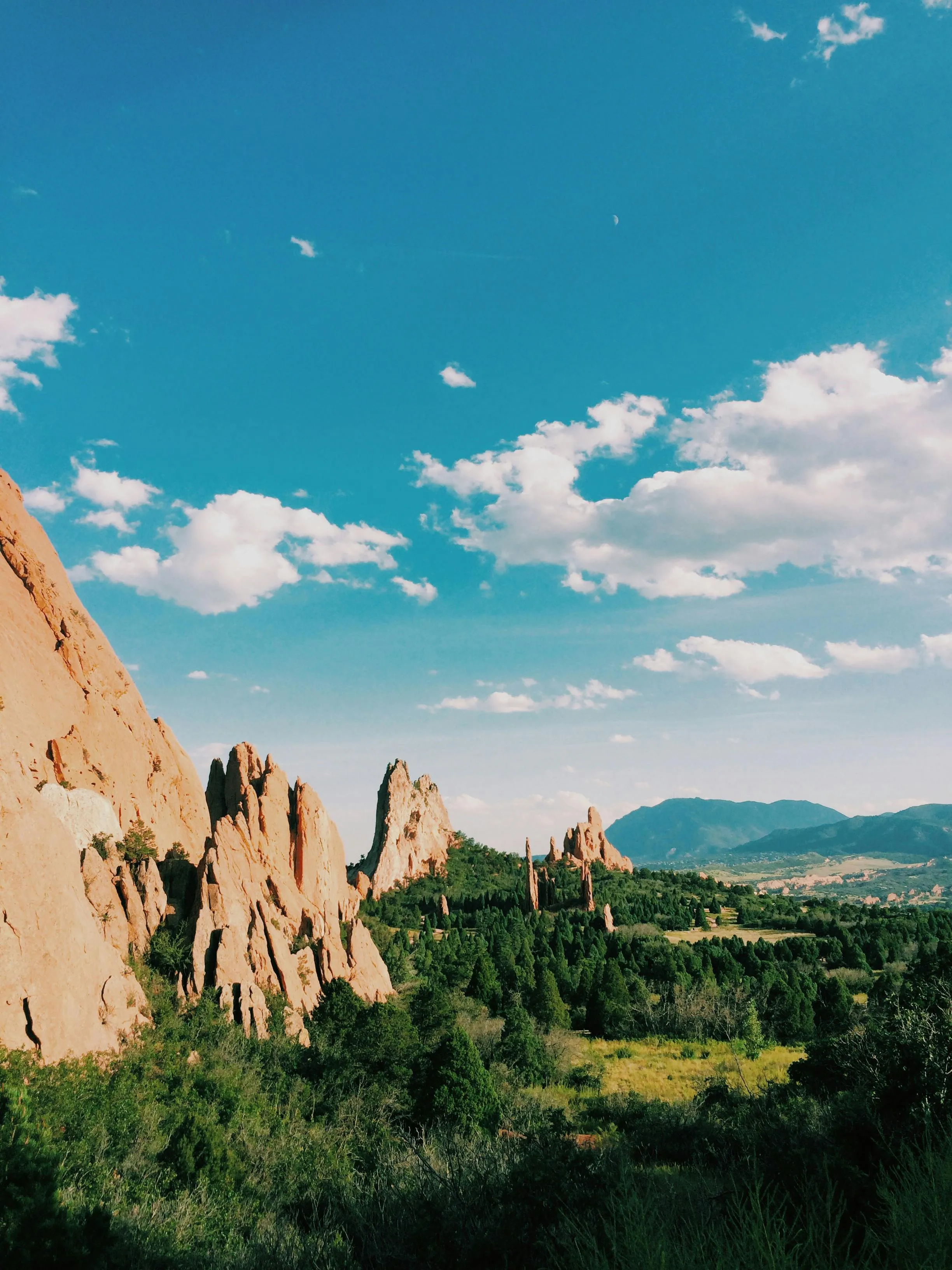 Brown Rocky Mountain · Free