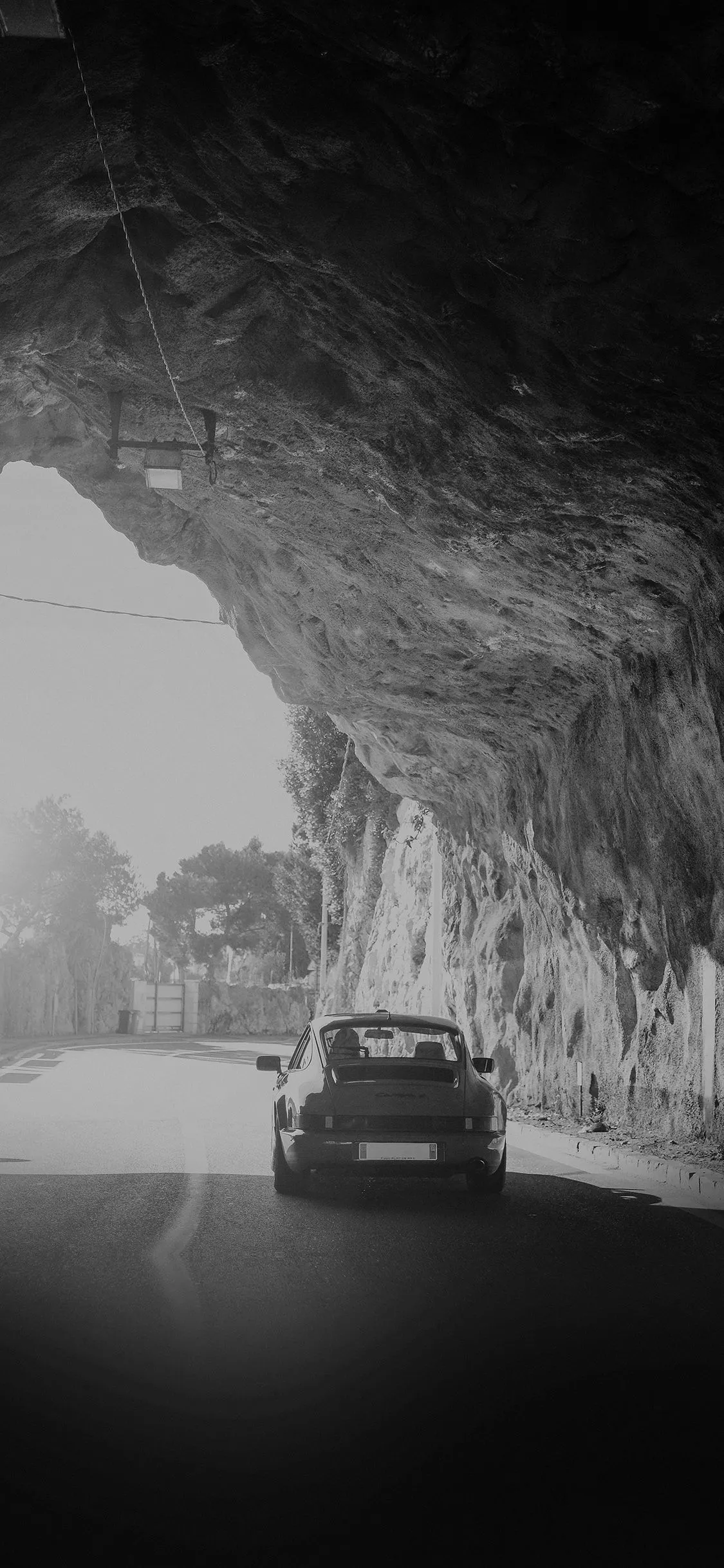 iPhone X wallpaper. italy car porsche drive street city dark bw