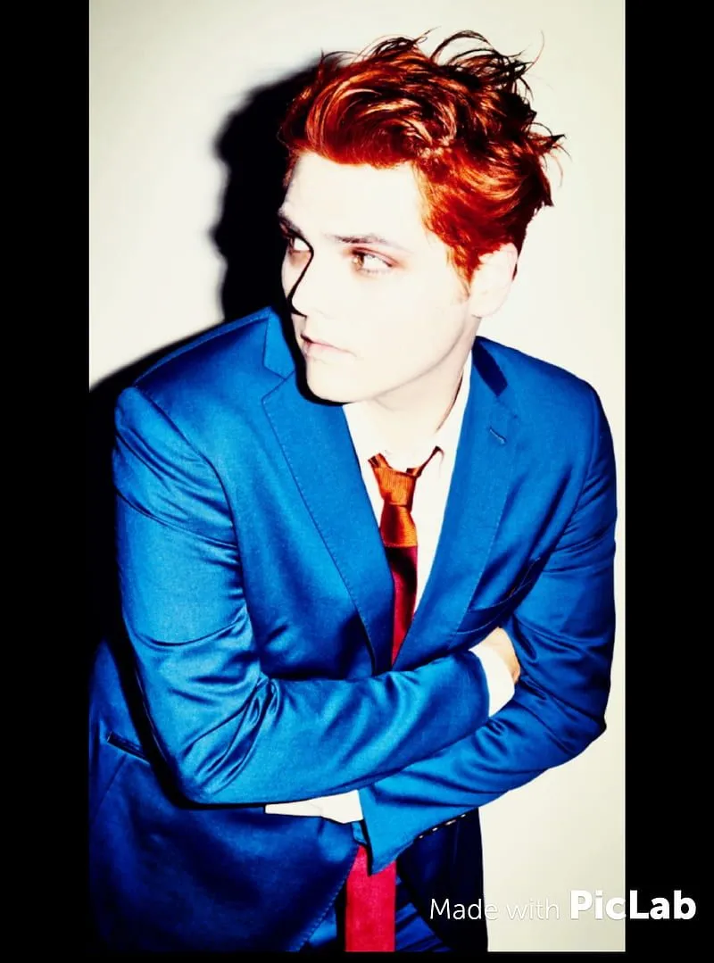 Hesitant Again Alien, gerard way, people, HD phone wallpaper