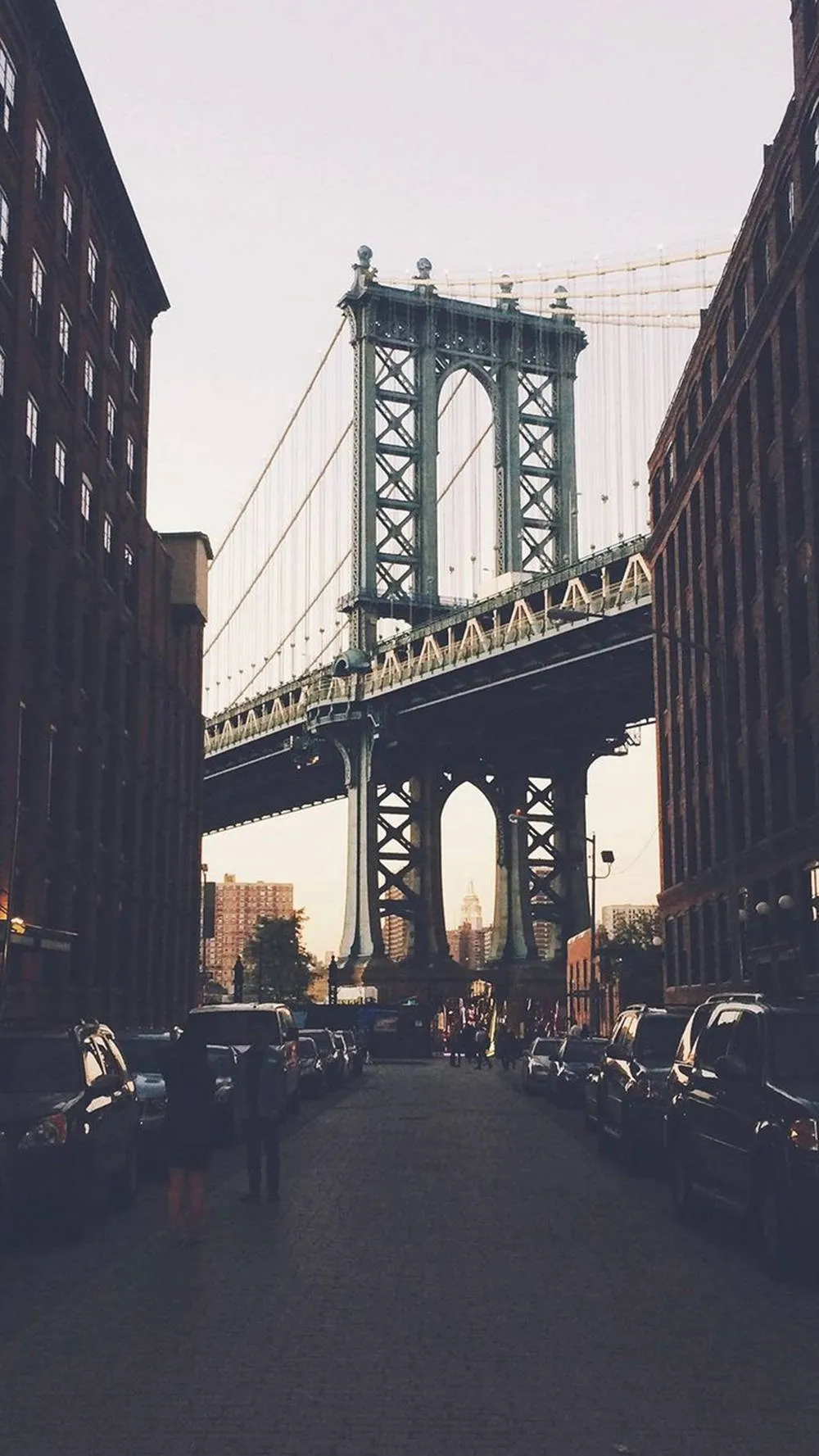 Download Stay connected, no matter where you are in New York City. Wallpaper