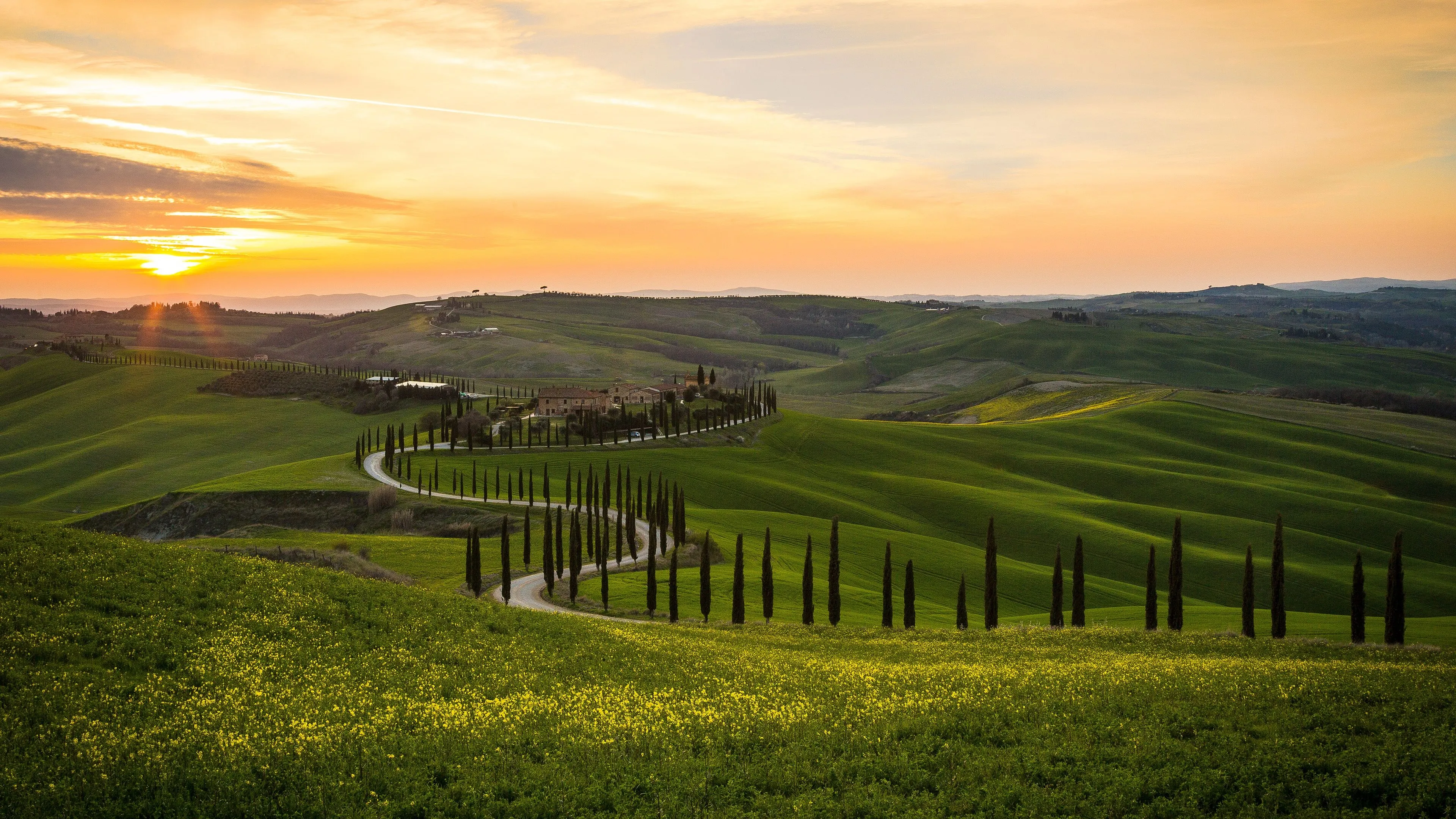 Desktop wallpaper: Tuscany, Italy, Photography, Hill, Landscape, Nature, Road 4K free download for PC. 948771