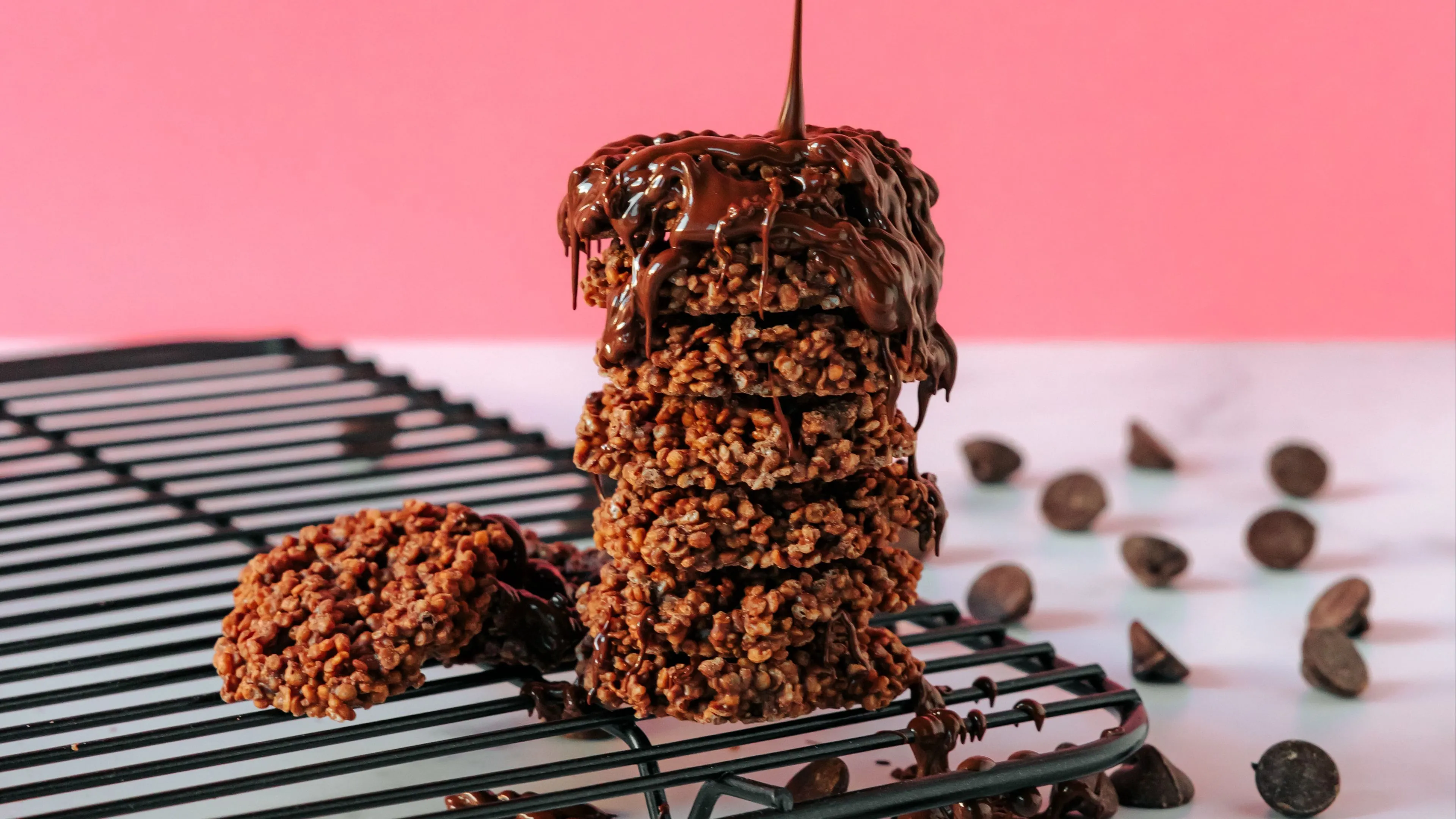 Download wallpaper 3840x2160 cookies, chocolate, dessert, cooking 4k uhd 16:9 HD background