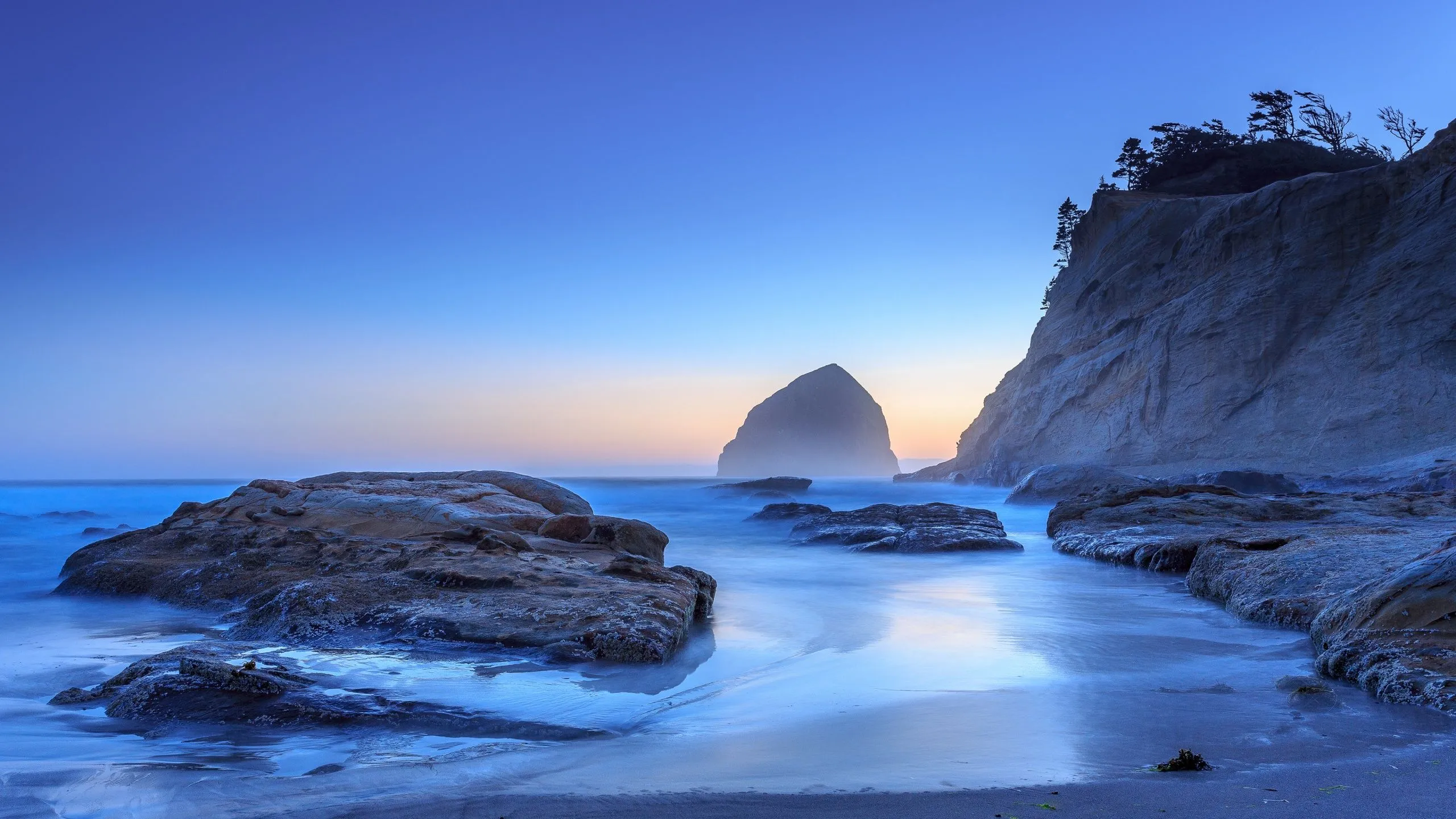 Haystack Rock Wallpaper 4K, Sunset, Oregon, Rocky coast