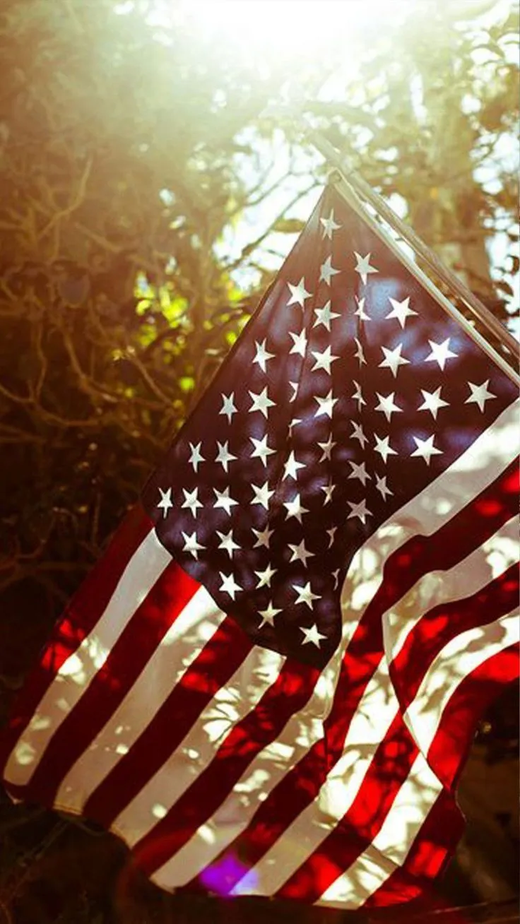 American (USA) Flag Sunray 4K Ultra HD Mobile Wallpaper for iPhone & Android