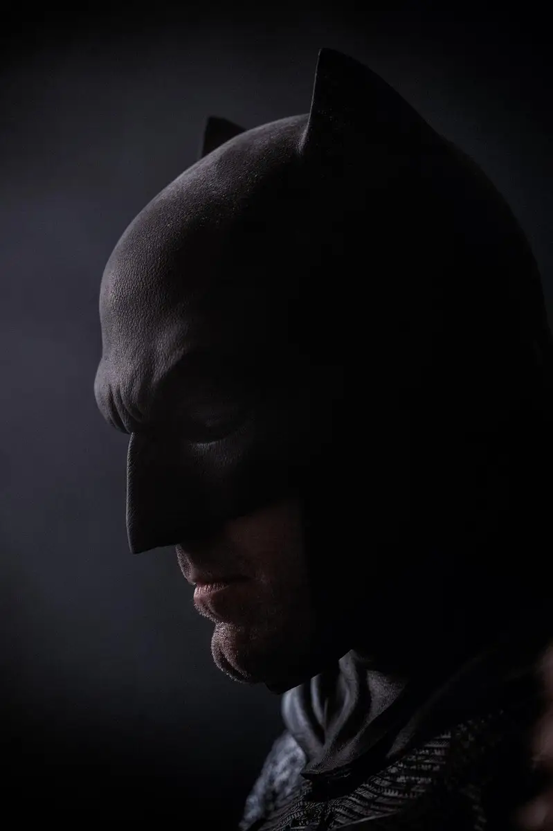 DC Comics Hid A New Photo Of Ben Affleck As Batman For Fans To Find At Comic Con