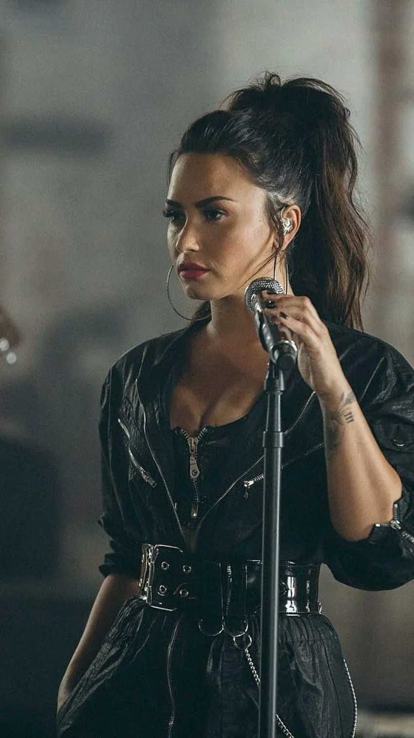 Demi Lovato.. Demi lovato, Demi lovato style HD phone wallpaper