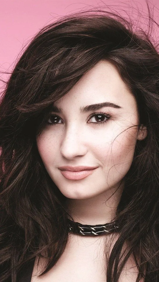 Demi lovato Wallpaper for iPhone and Mobile Phone