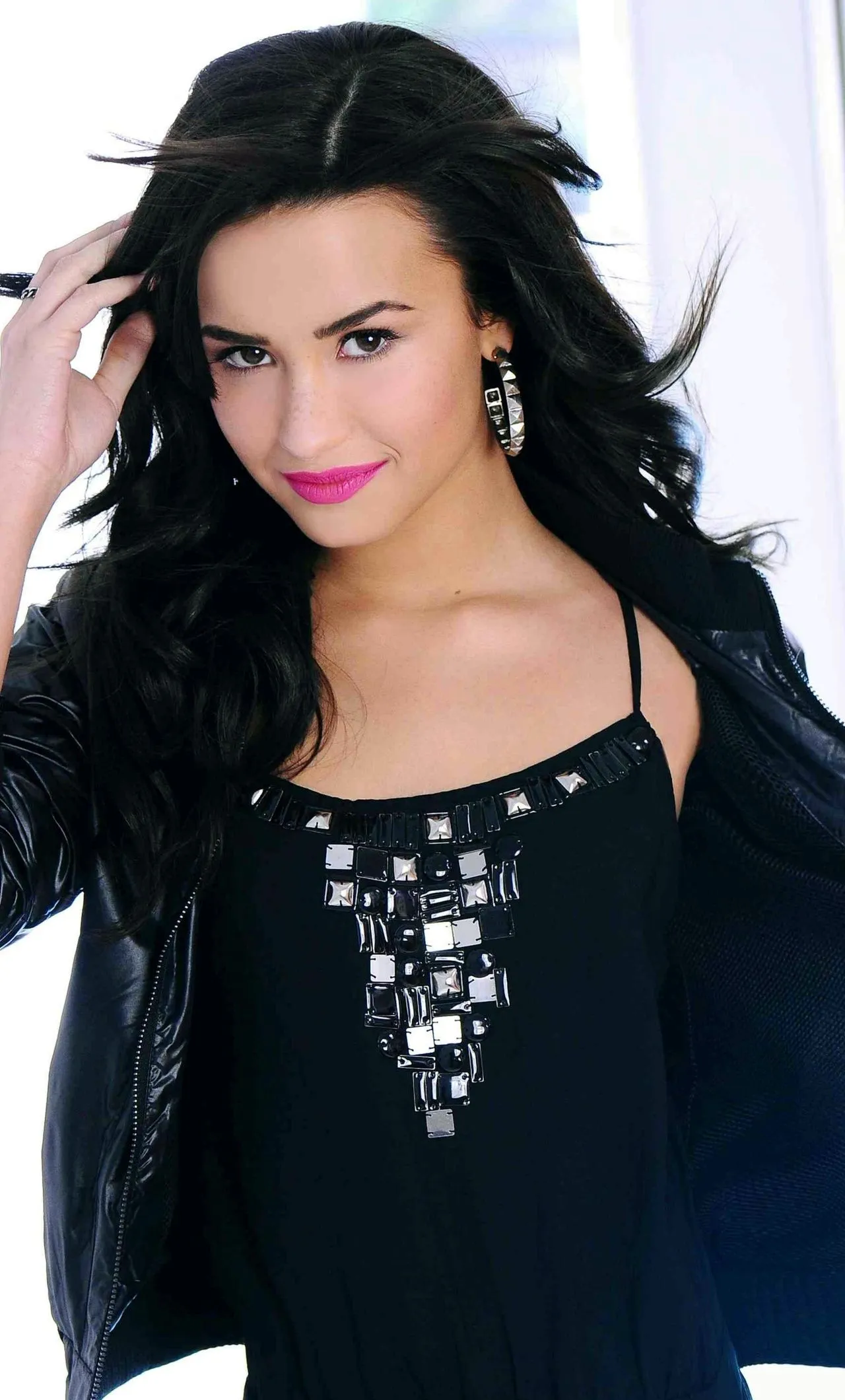 Demi Lovato 2019 iPhone , HD 4k Wallpaper, Image, Background, Photo and Picture