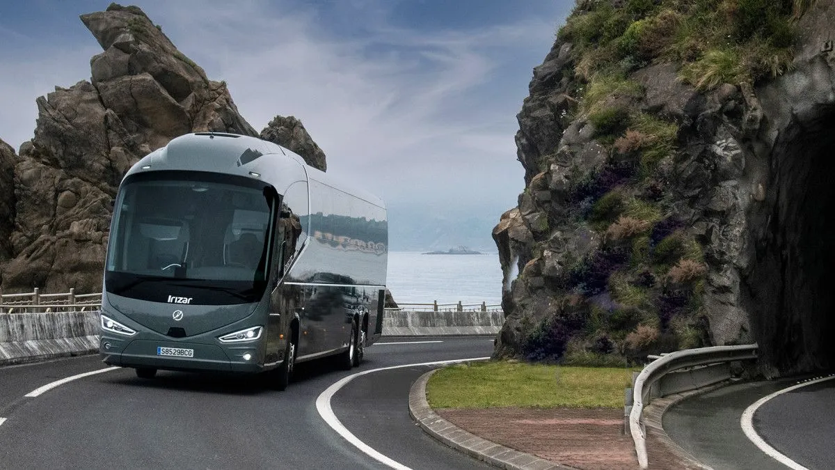 The first Irizar i6S Efficient coaches arrive in Israel and Portugal
