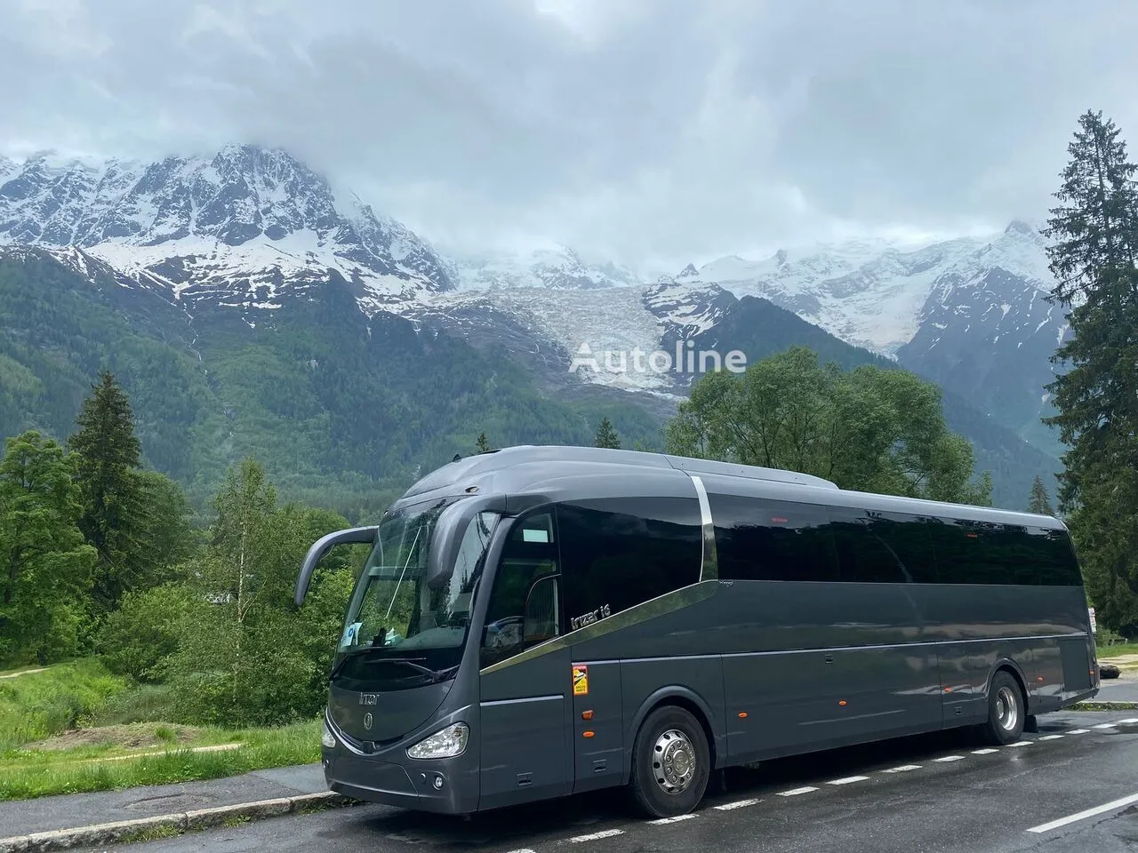 Irizar I6 coach bus from France Paris, LA46345