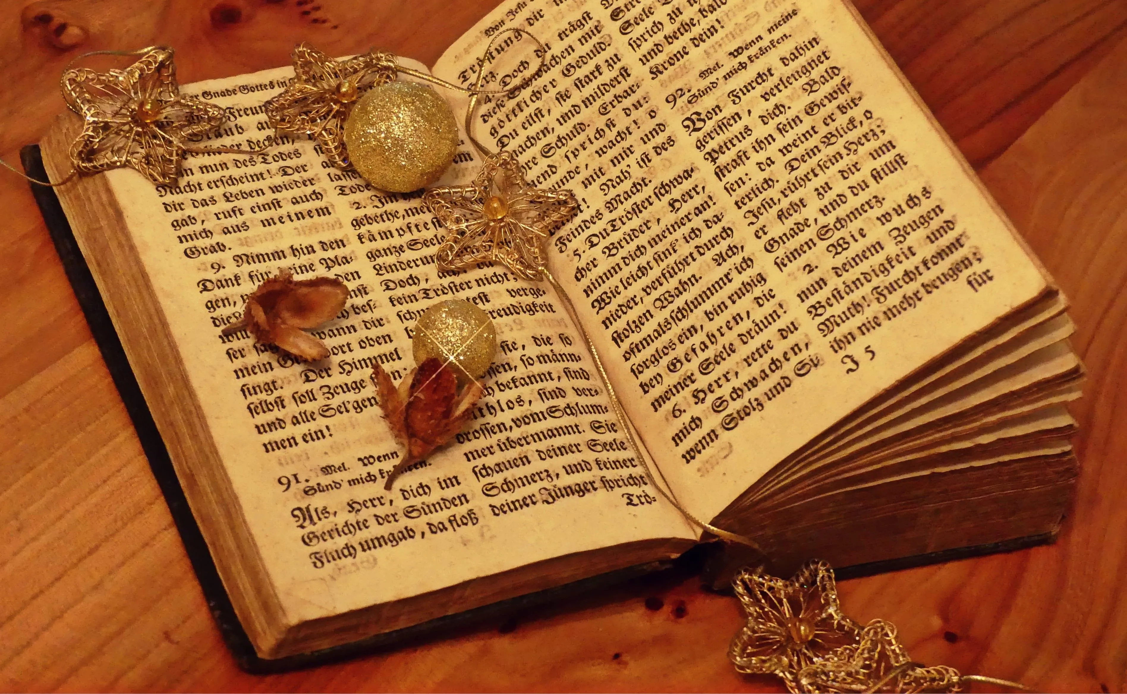 Free Image, read, antique, romance, romantic, still life, bible, old book, deco, book page, hymnal, font, pages, literature, text, decorative, nostalgic, historically, holy scripture, antiquarian, old german, old paper, song book