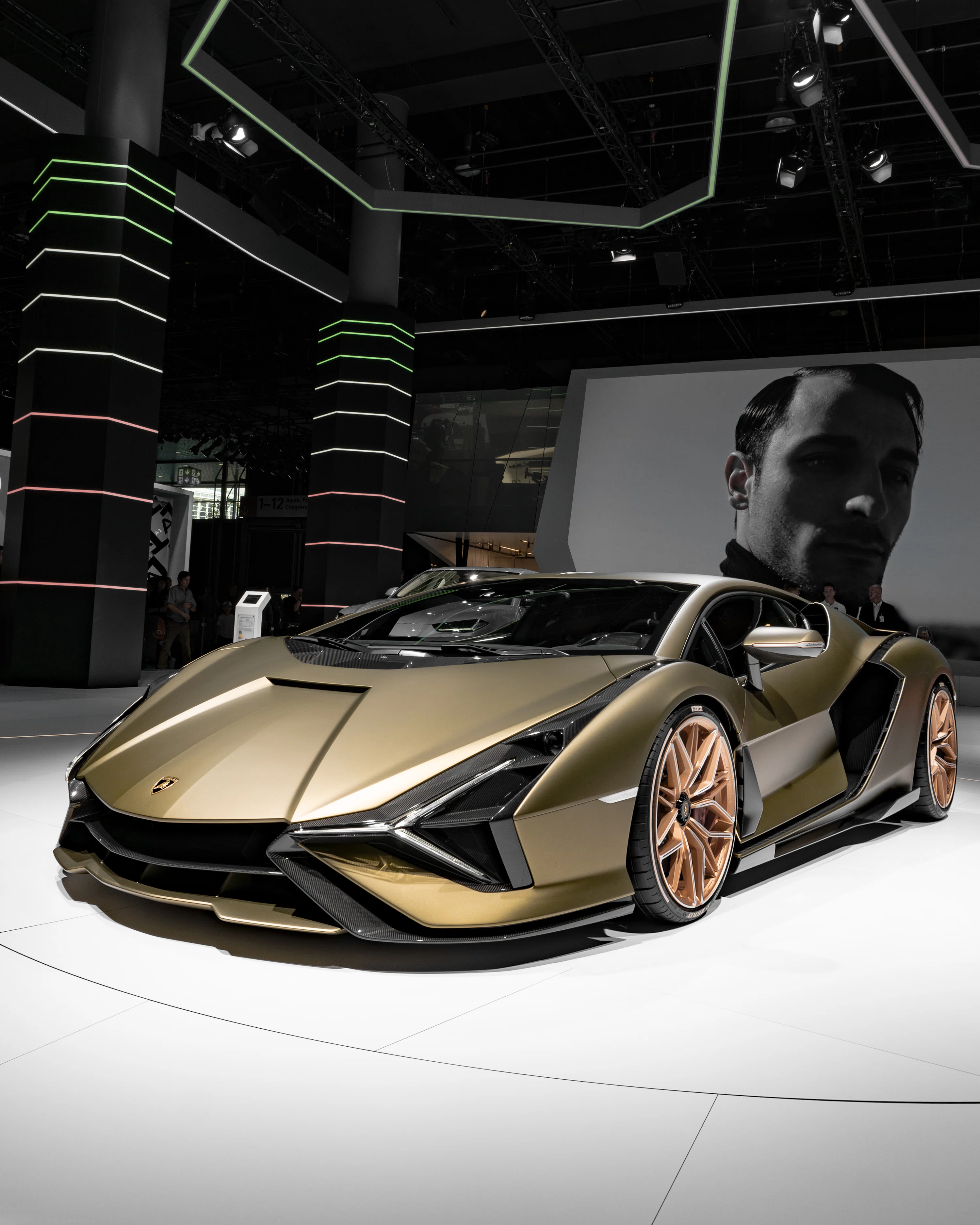 Lamborghini Wallpaper: Free HD Download [4K]