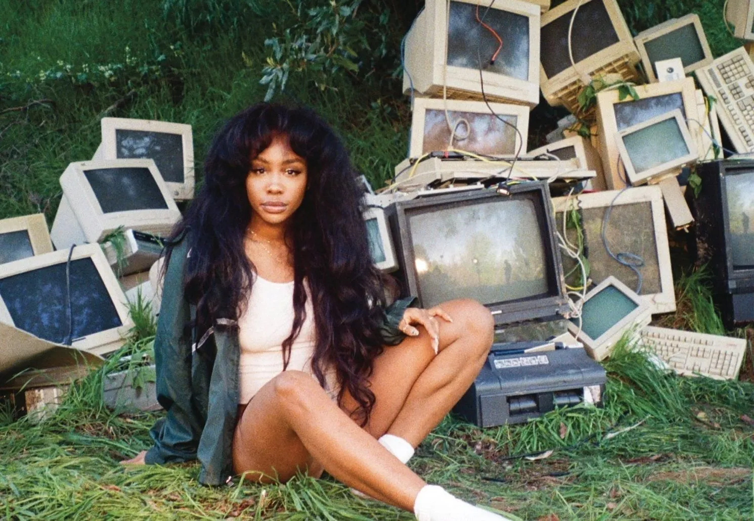 Today's Song: SZA Soars on Pretty Little Birds