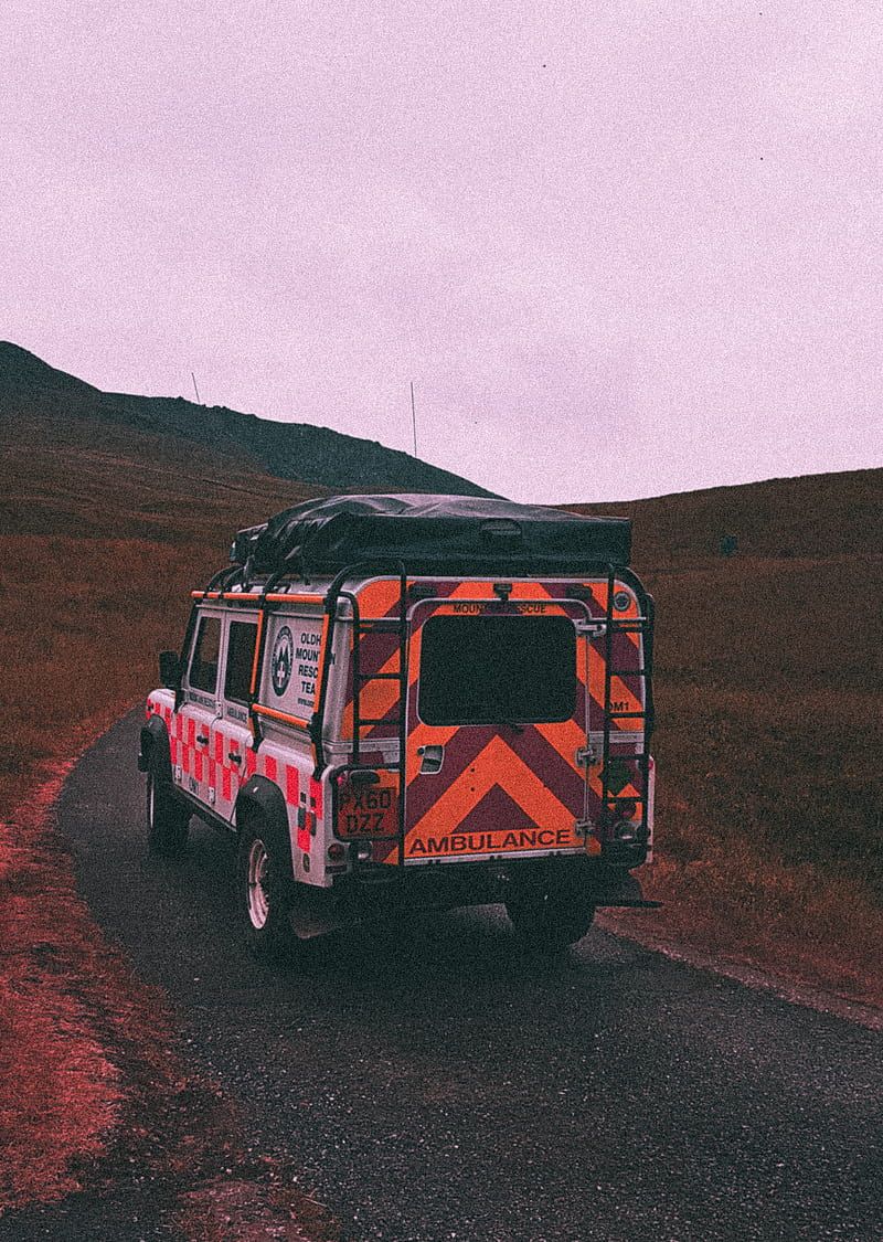 HD emergency ambulance wallpaper