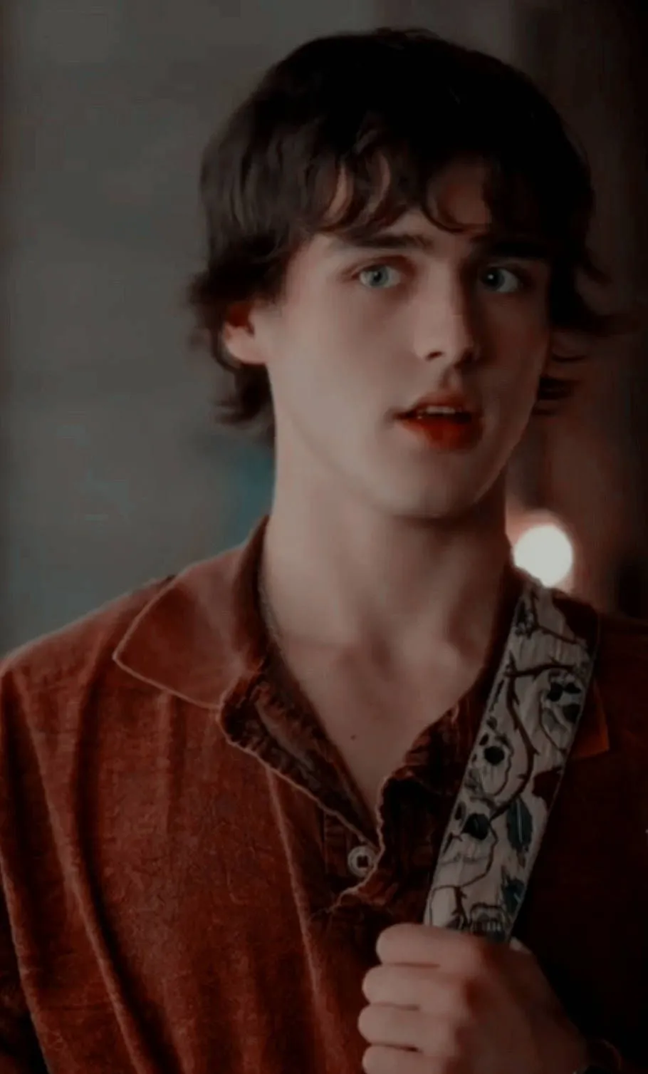 Download Julie And The Phantoms Red Wallpaper