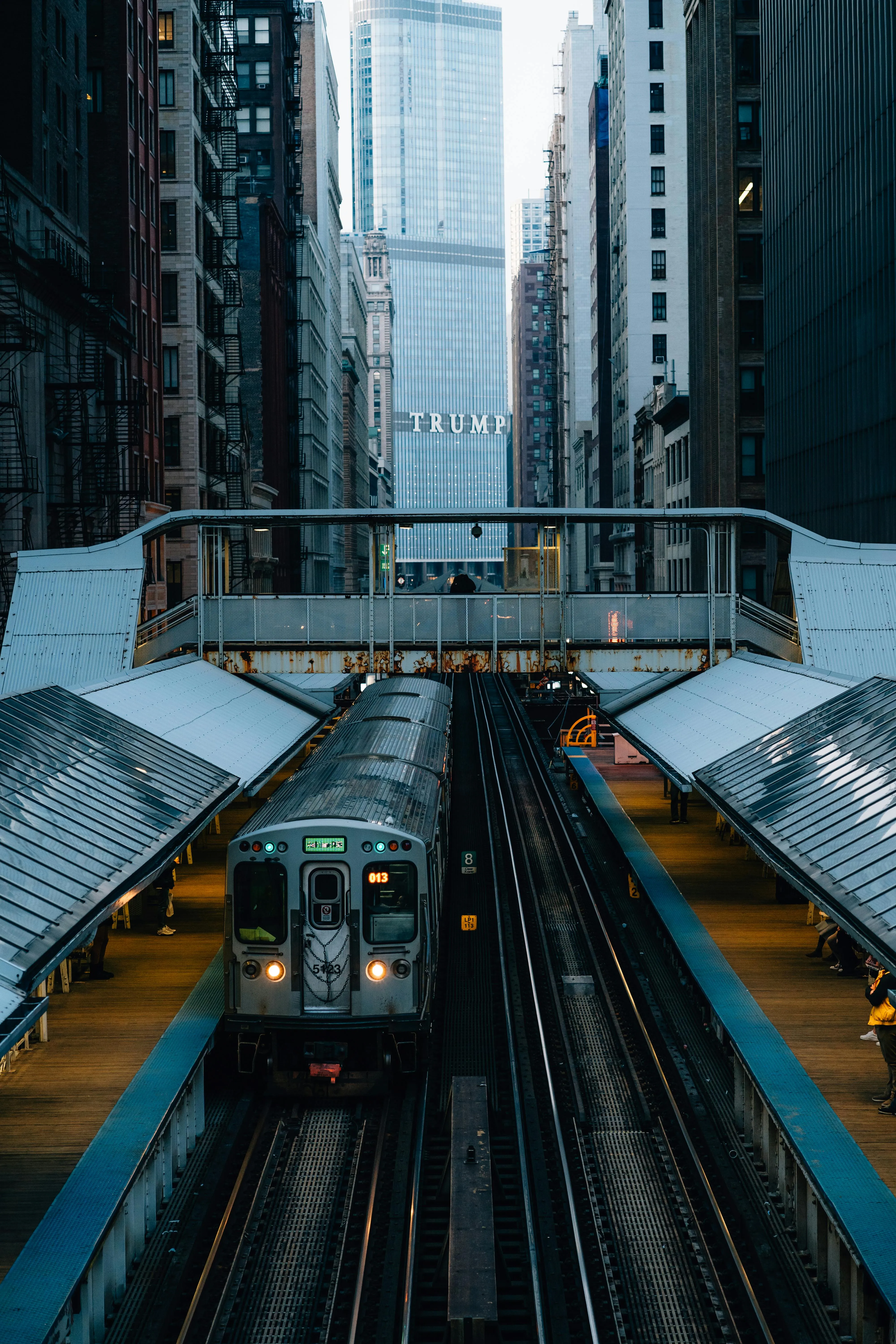 Urban Subway Train on New York City Bridge · Free