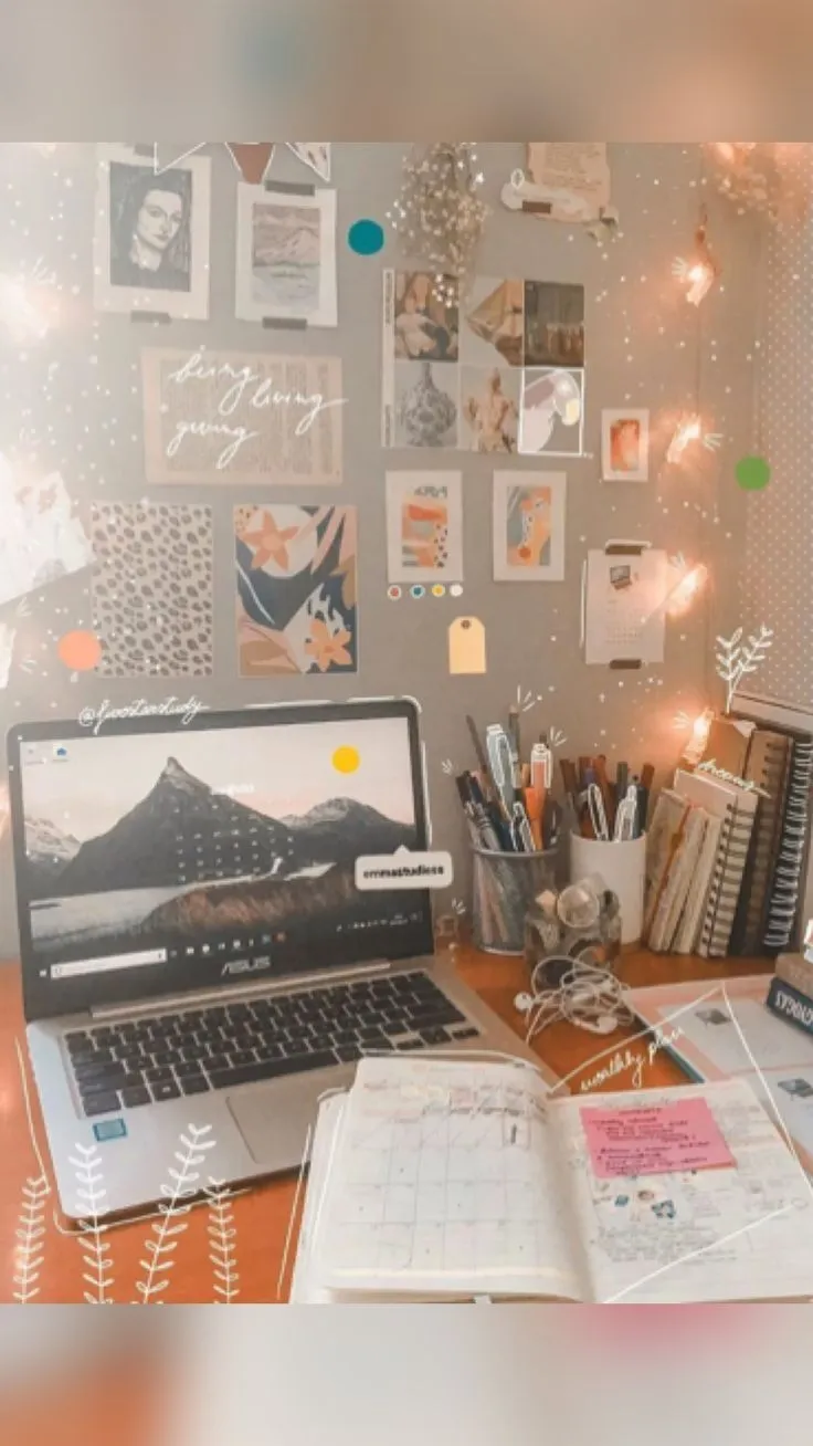 Aesthetic Study Table Wallpaper, HD Background on WallpaperBat