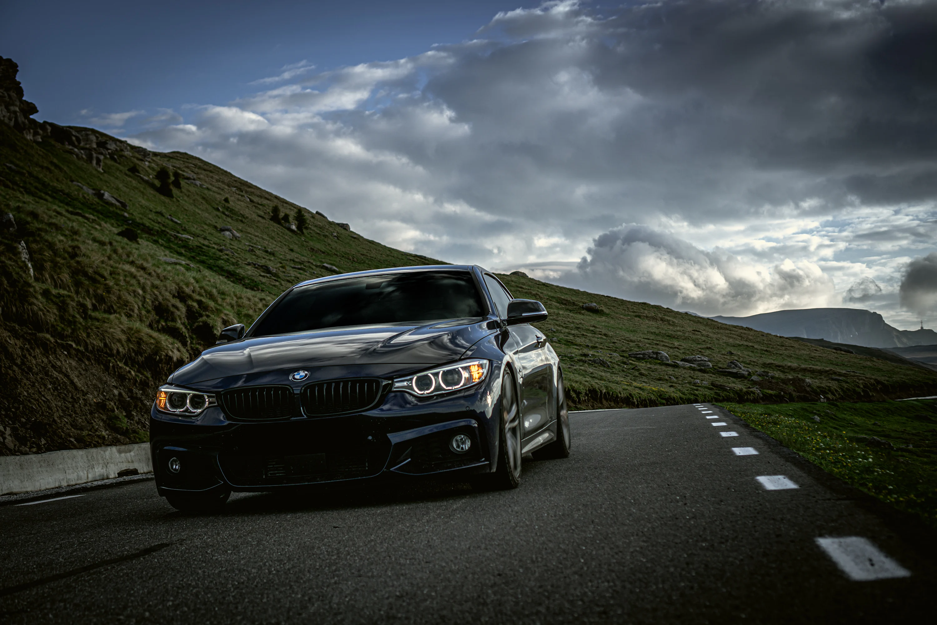 BMW Wallpaper: Free HD Download [4K]