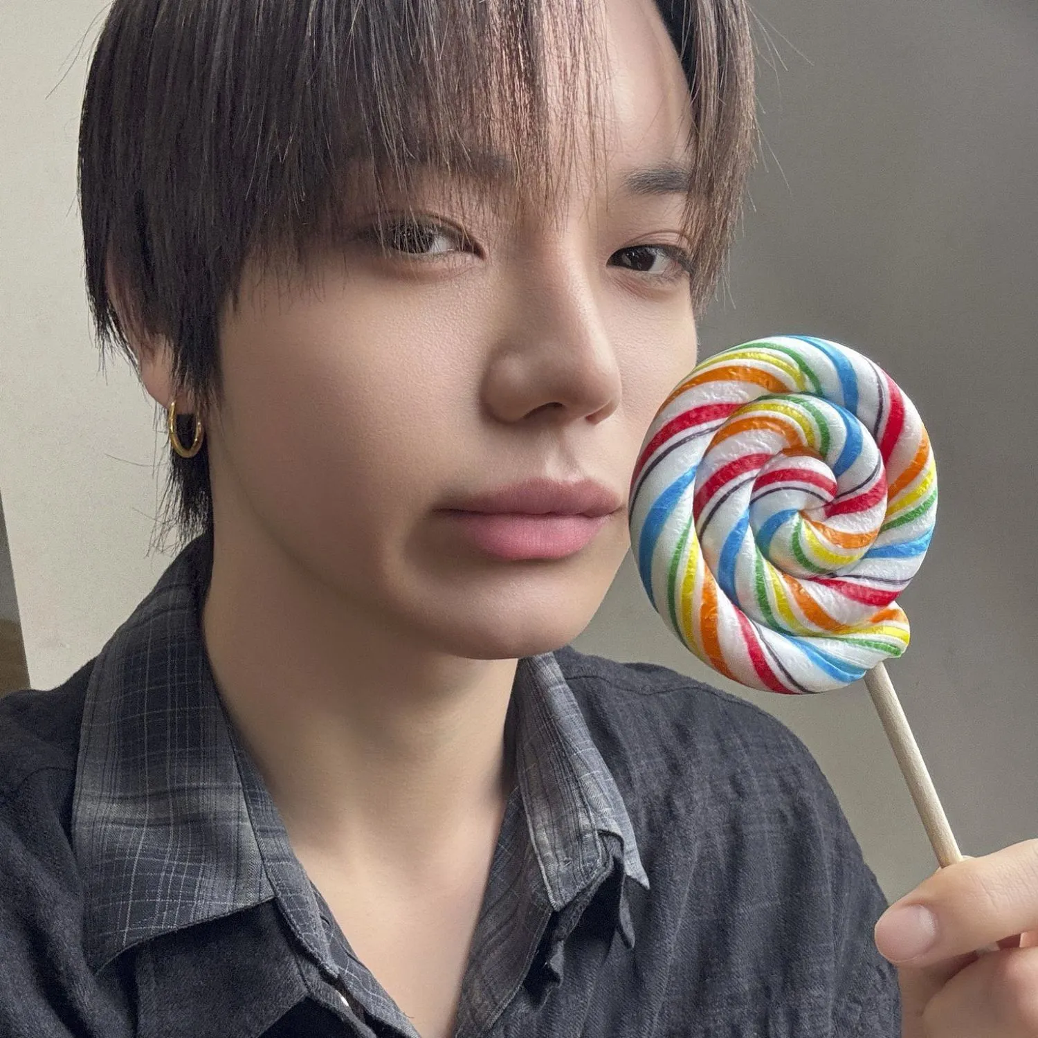 LNGSHOT Ohyul Fandom Community │ No.1 KPOP App CHOEAEDOL